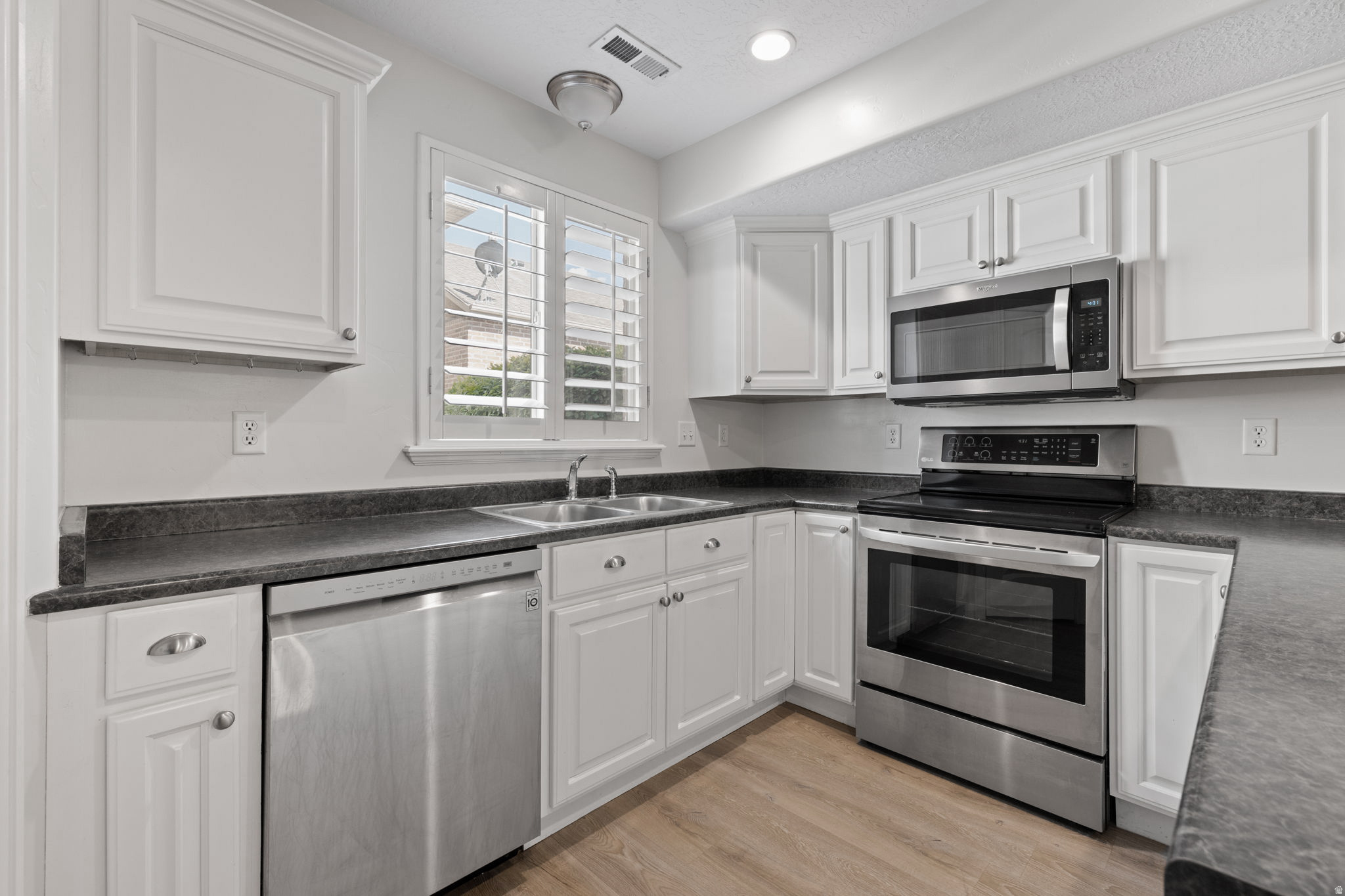 DUCK CREEK - Residential