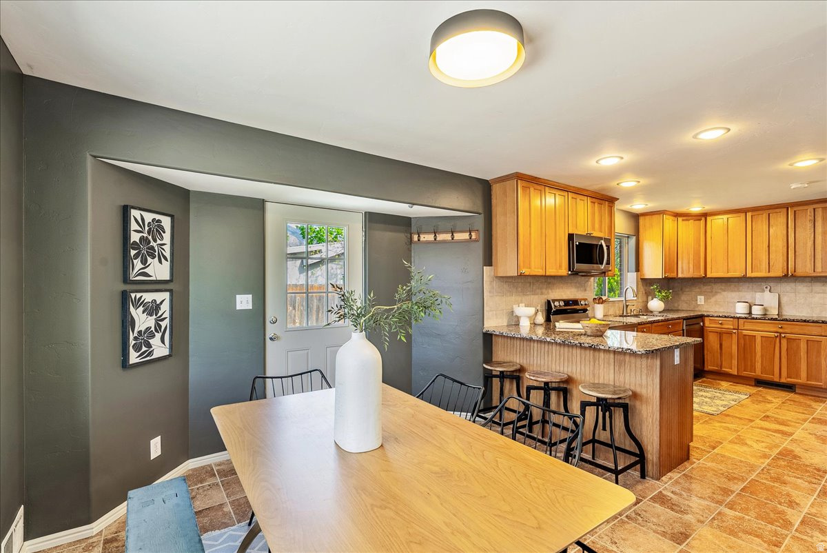 BROOKWOOD SU - Residential