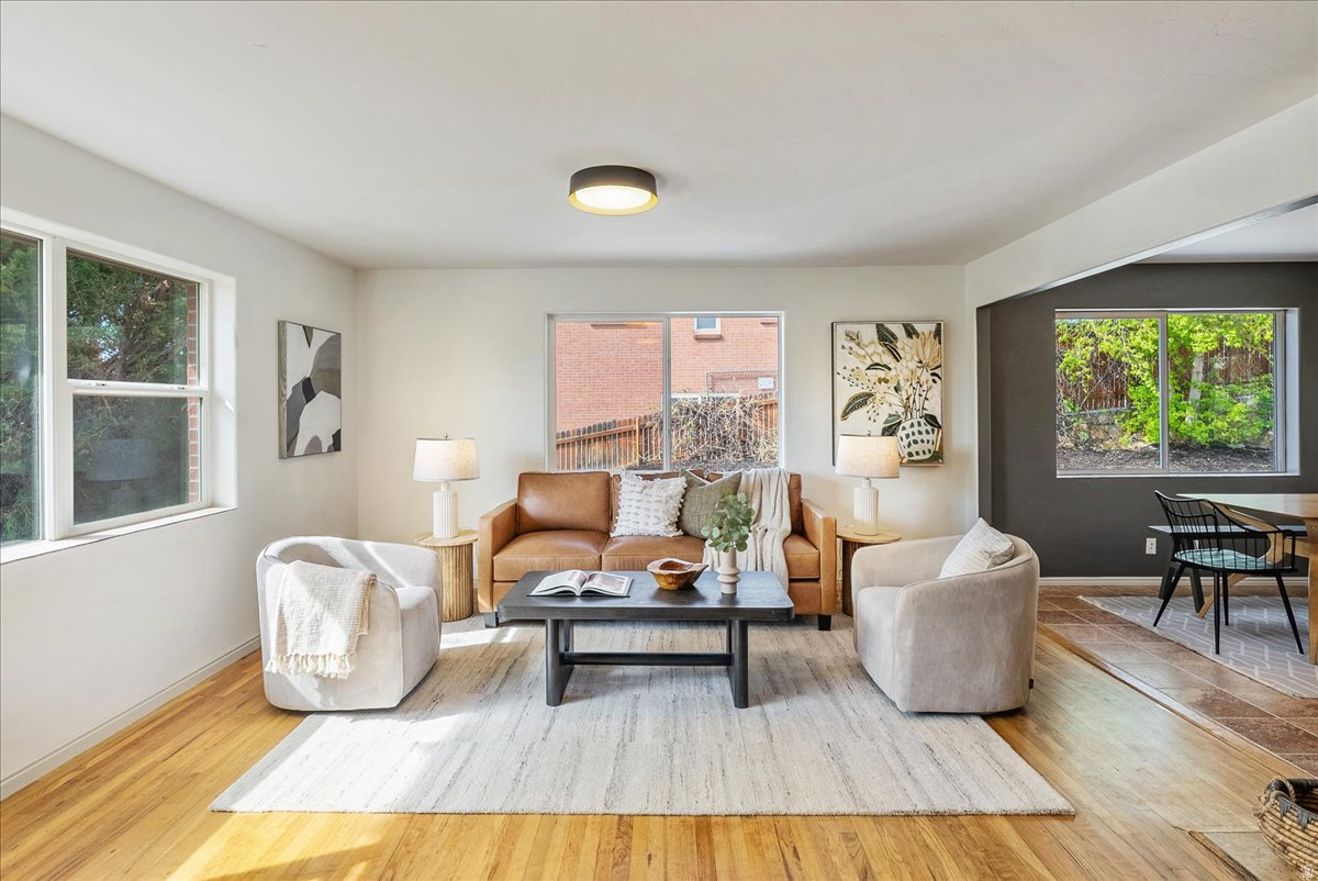 BROOKWOOD SU - Residential