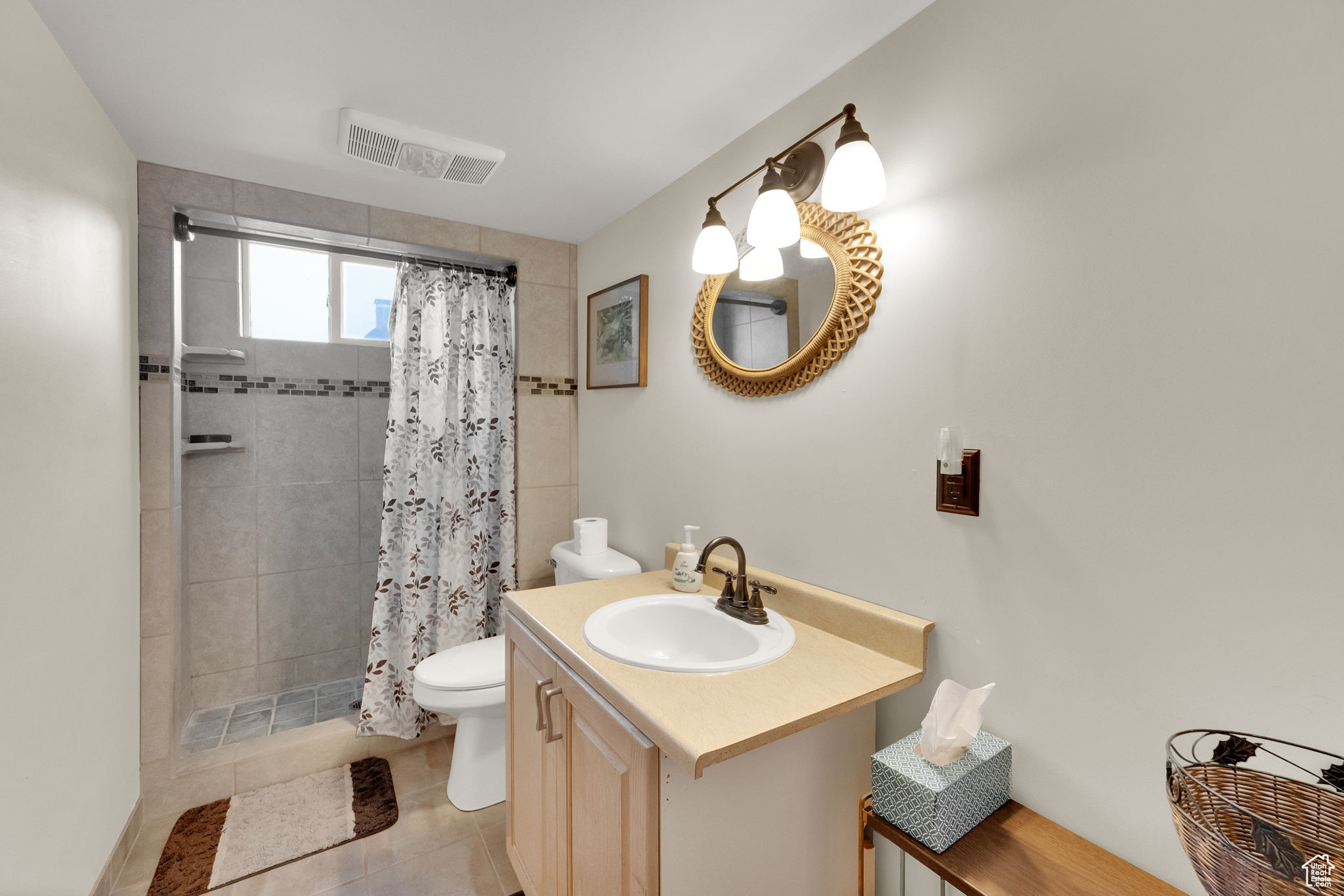 HAPPY VALLEY - Residential
