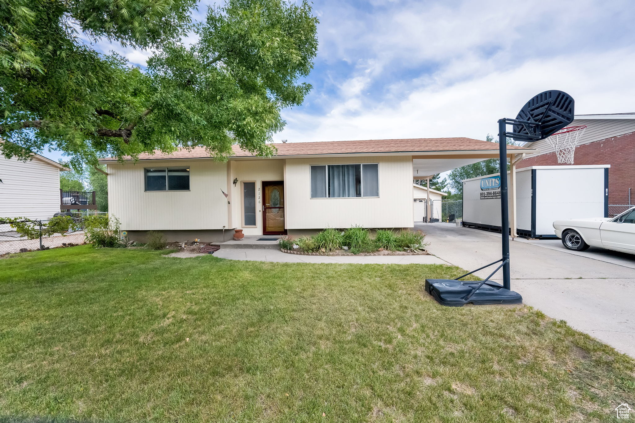 HAPPY VALLEY - Residential