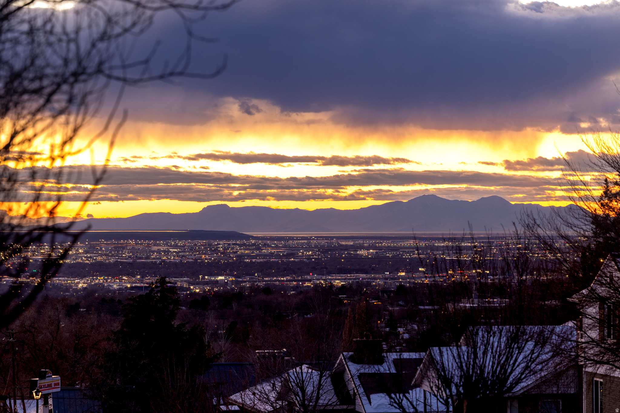 SKYLINE HEIG - Residential