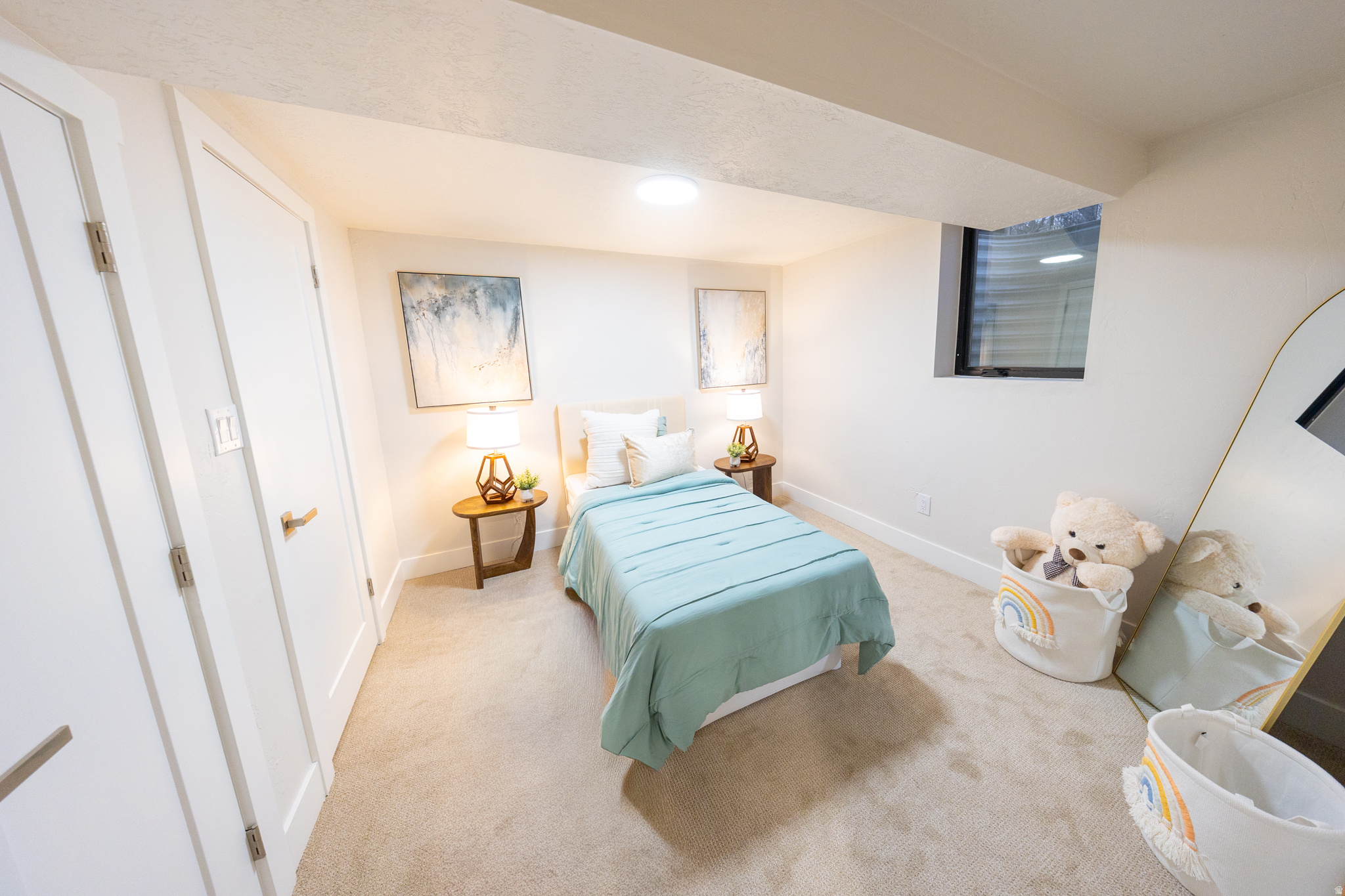 SKYLINE HEIG - Residential