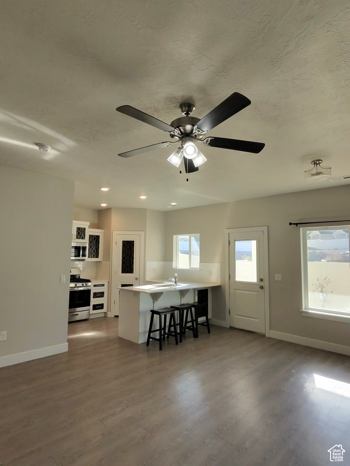 CEDAR BEND - Residential