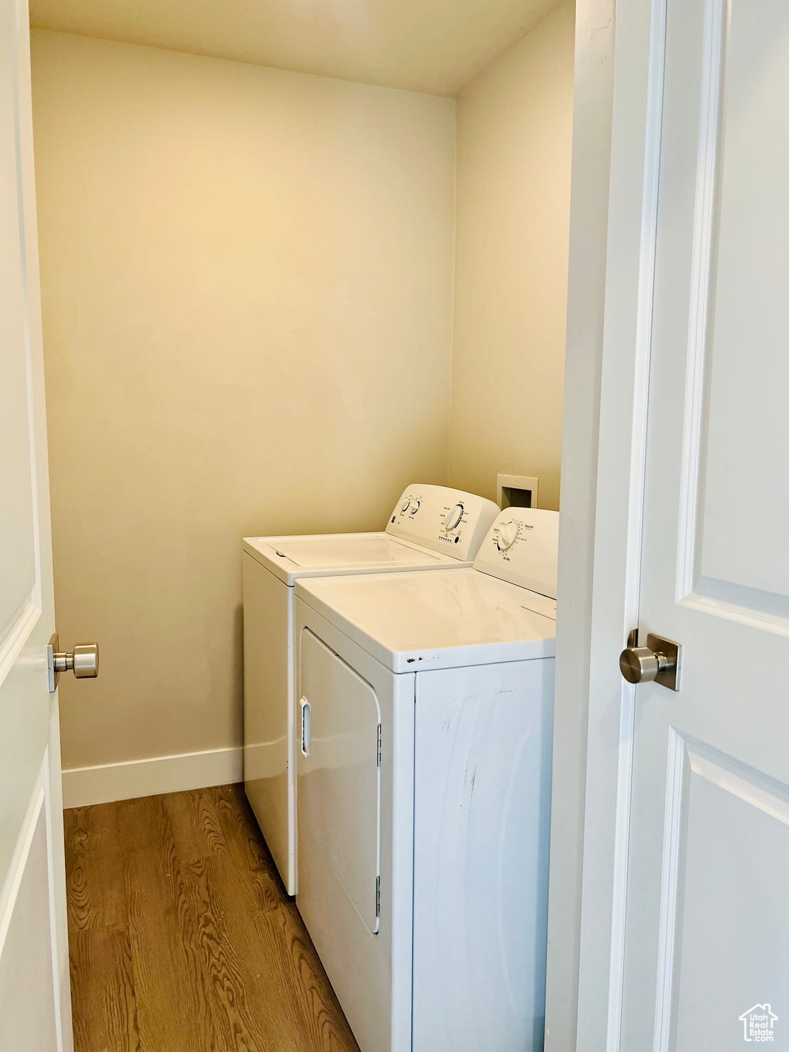 CEDAR BEND - Residential