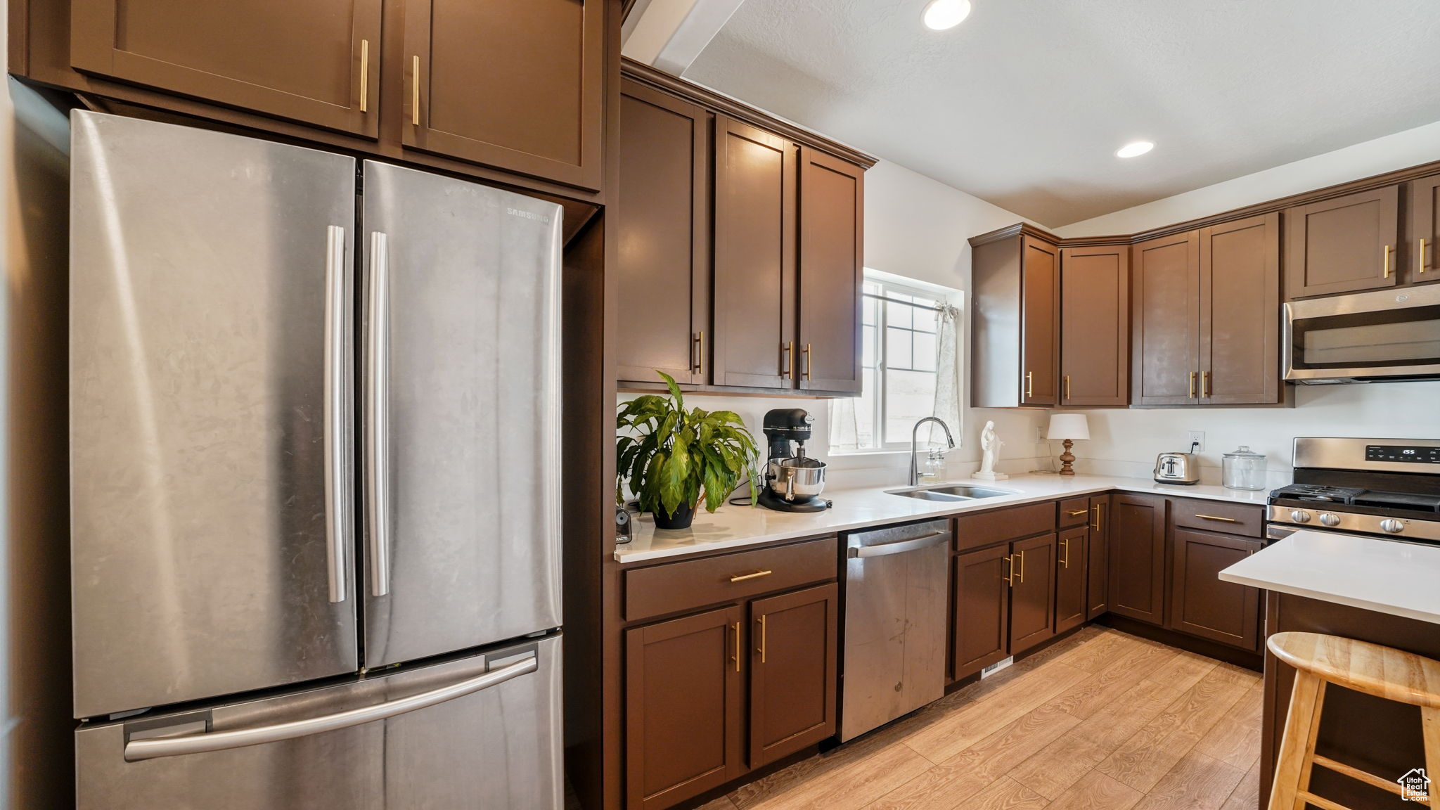 OVERLAND CTG V2 111 - Residential