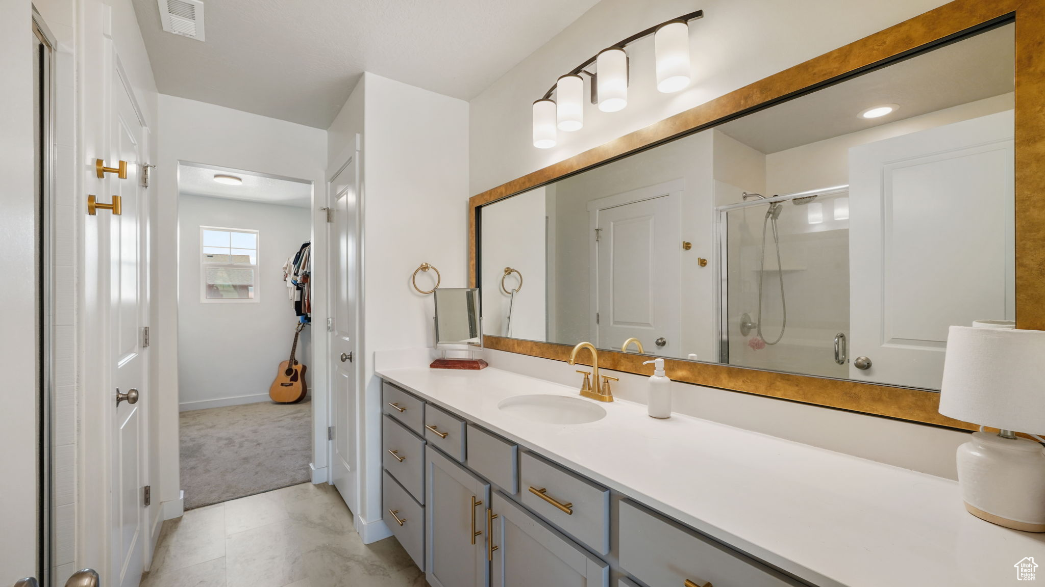 OVERLAND CTG V2 111 - Residential