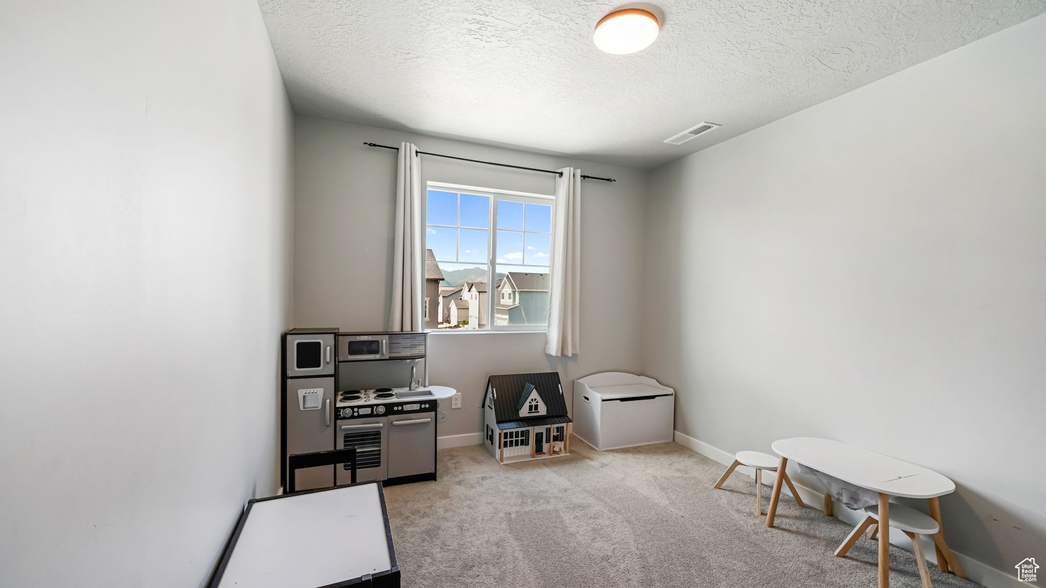 OVERLAND CTG V2 111 - Residential