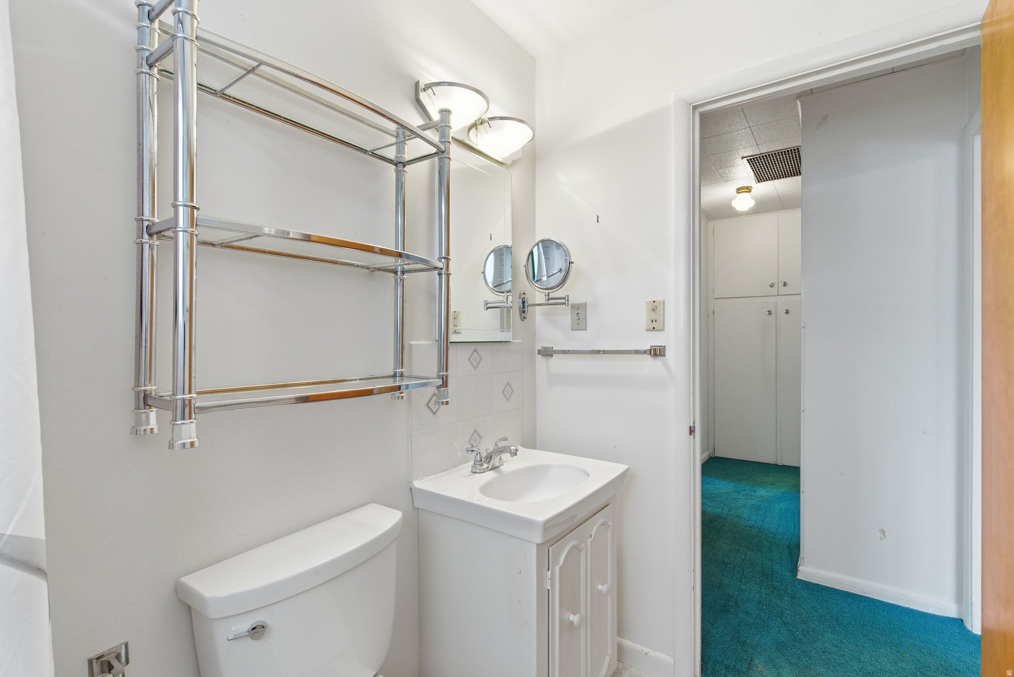 BROOKFIELD - Residential