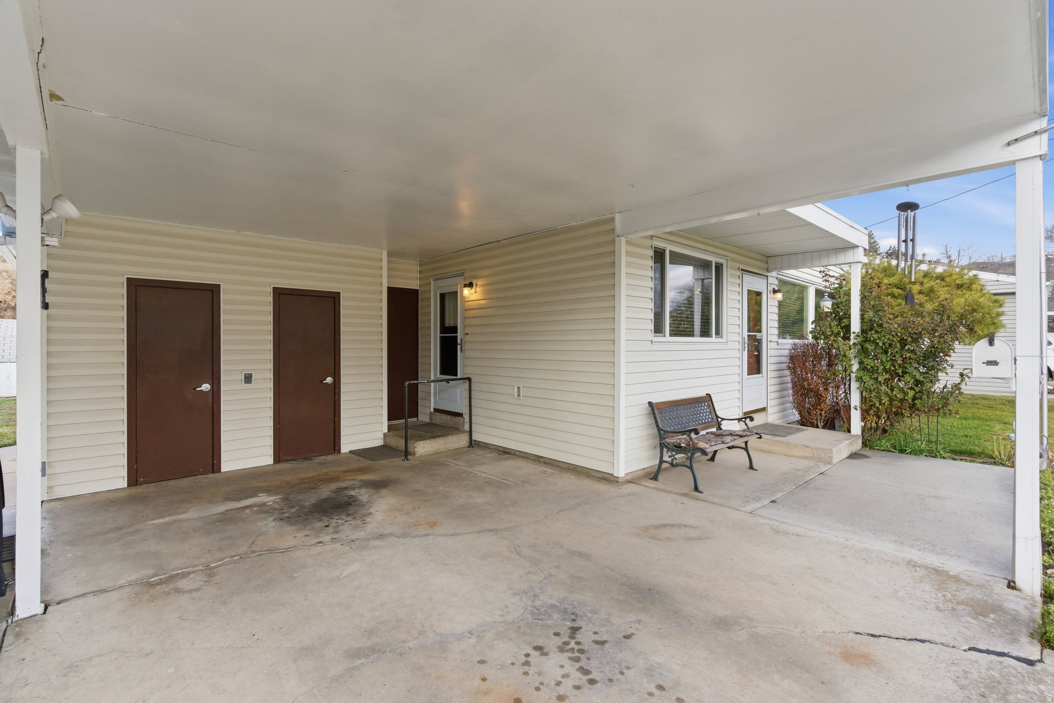 BROOKFIELD - Residential