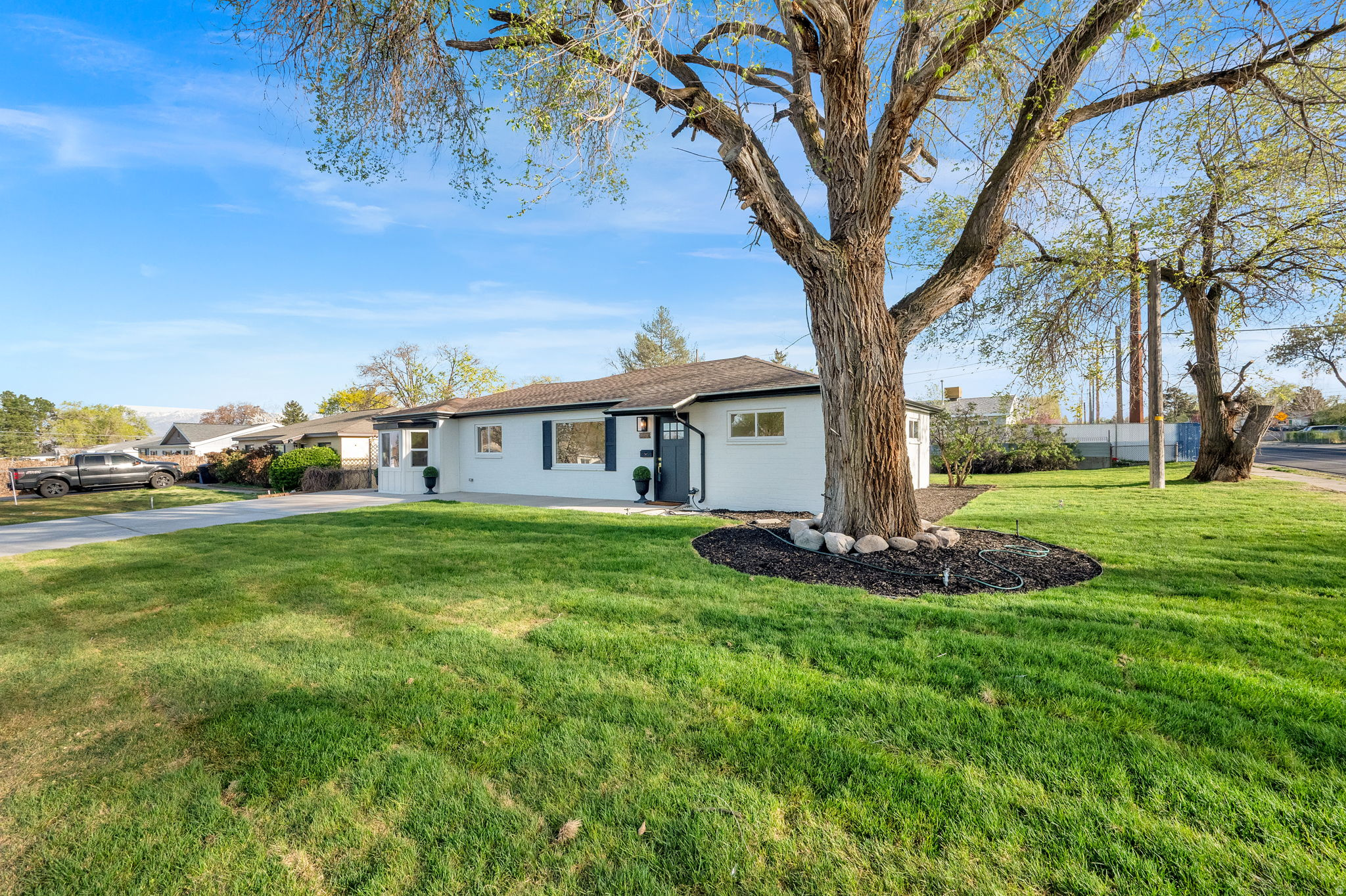 HOFFMAN HEIGHTS - Residential