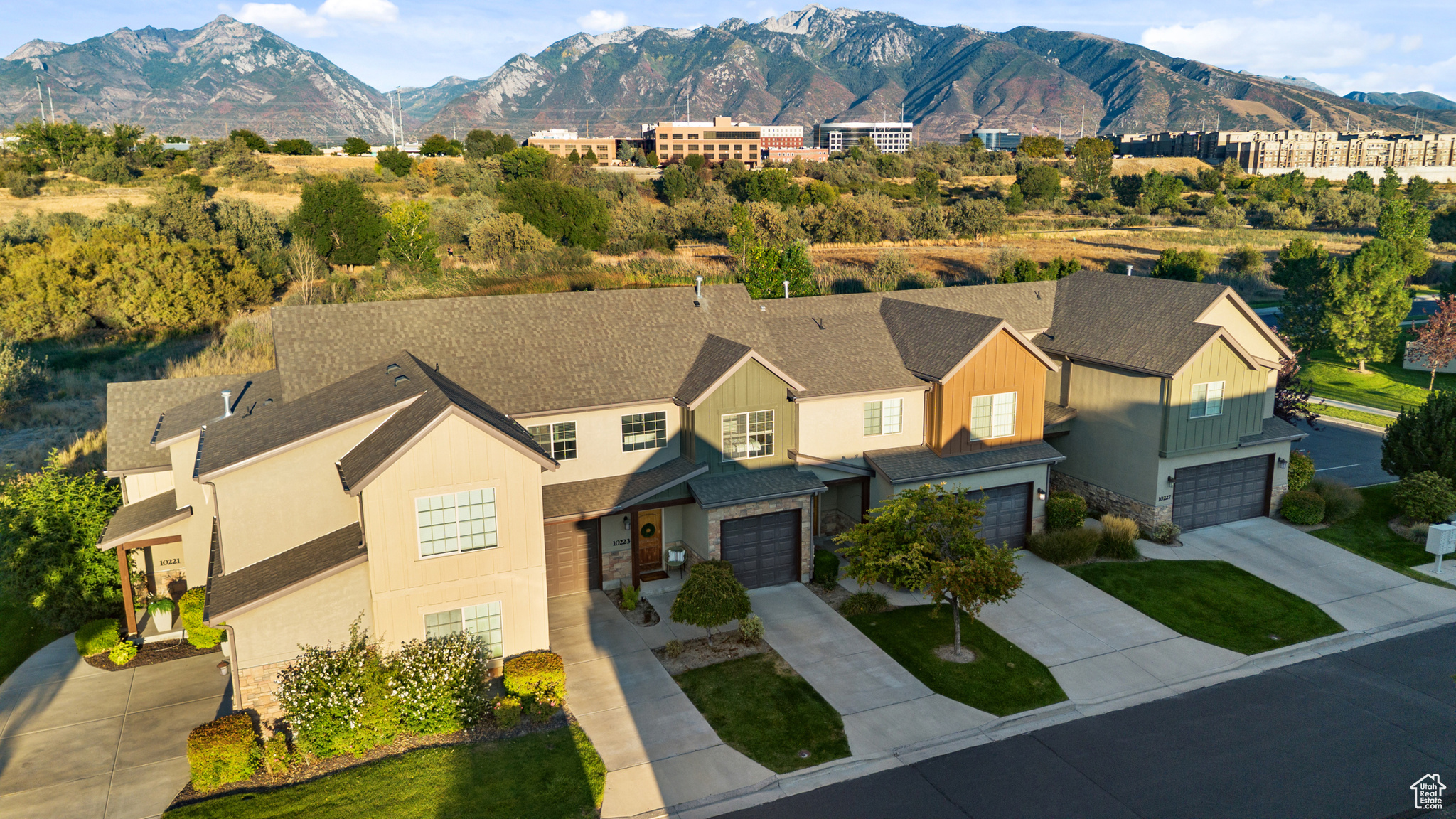 COTTAGES - Residential
