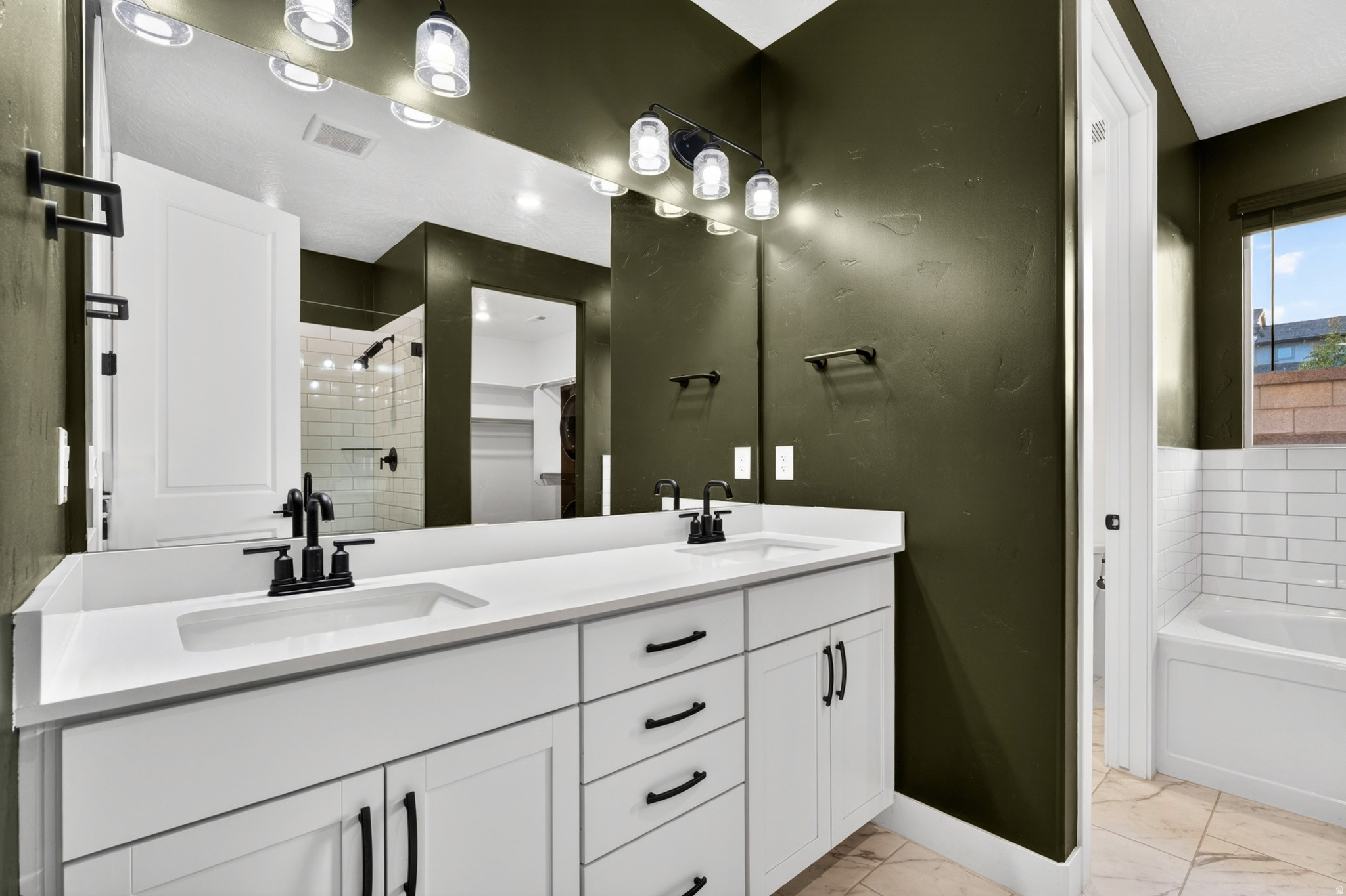 SAGE HAVEN 2 - Residential