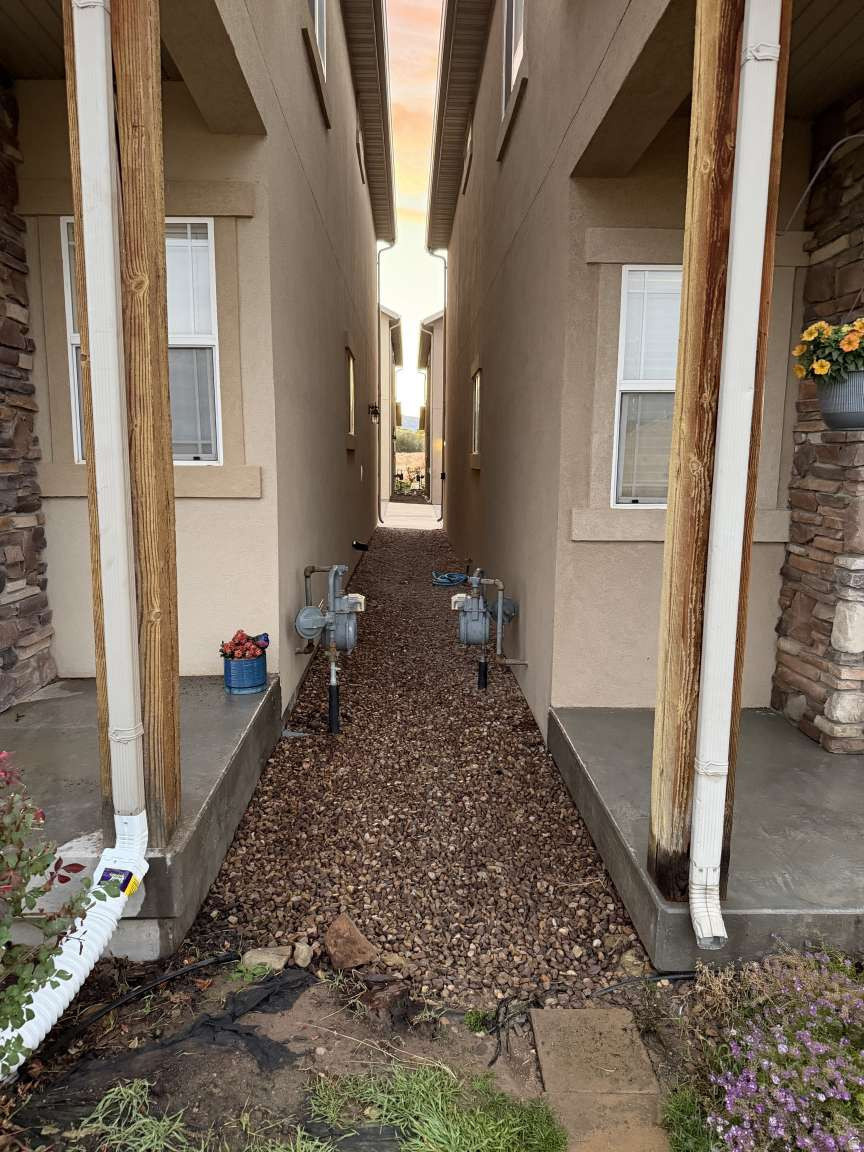 SPLIT MOUNTAIN - Residential