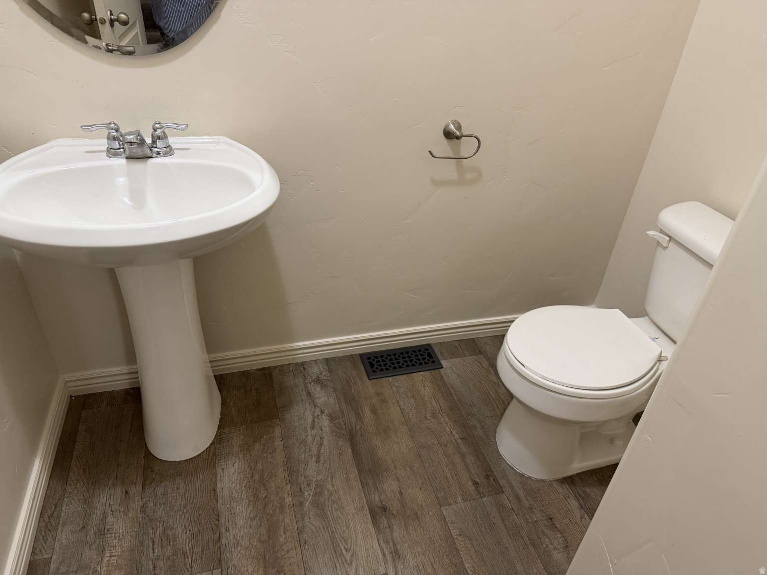 SPLIT MOUNTAIN - Residential