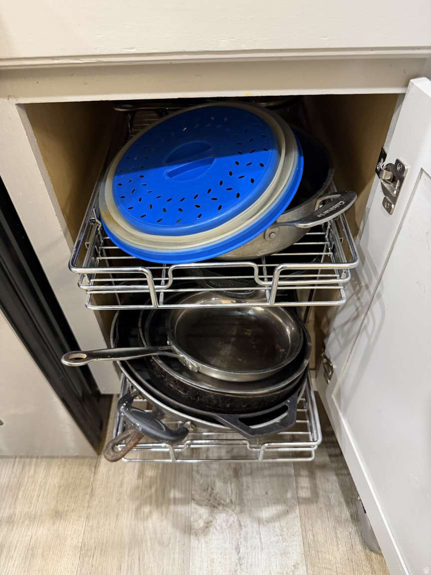 SPLIT MOUNTAIN - Residential