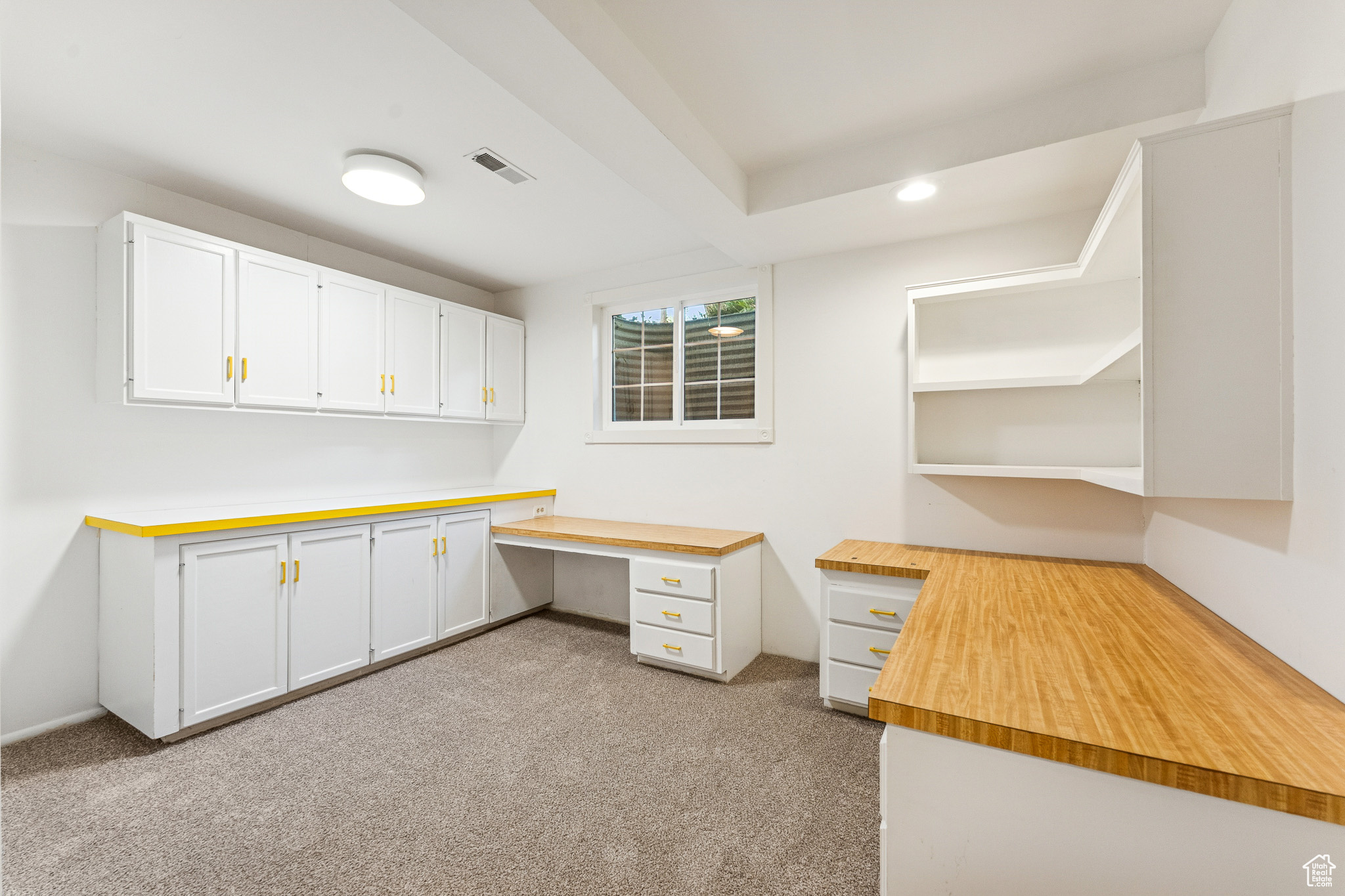 MOUNUMENT PARK - Residential