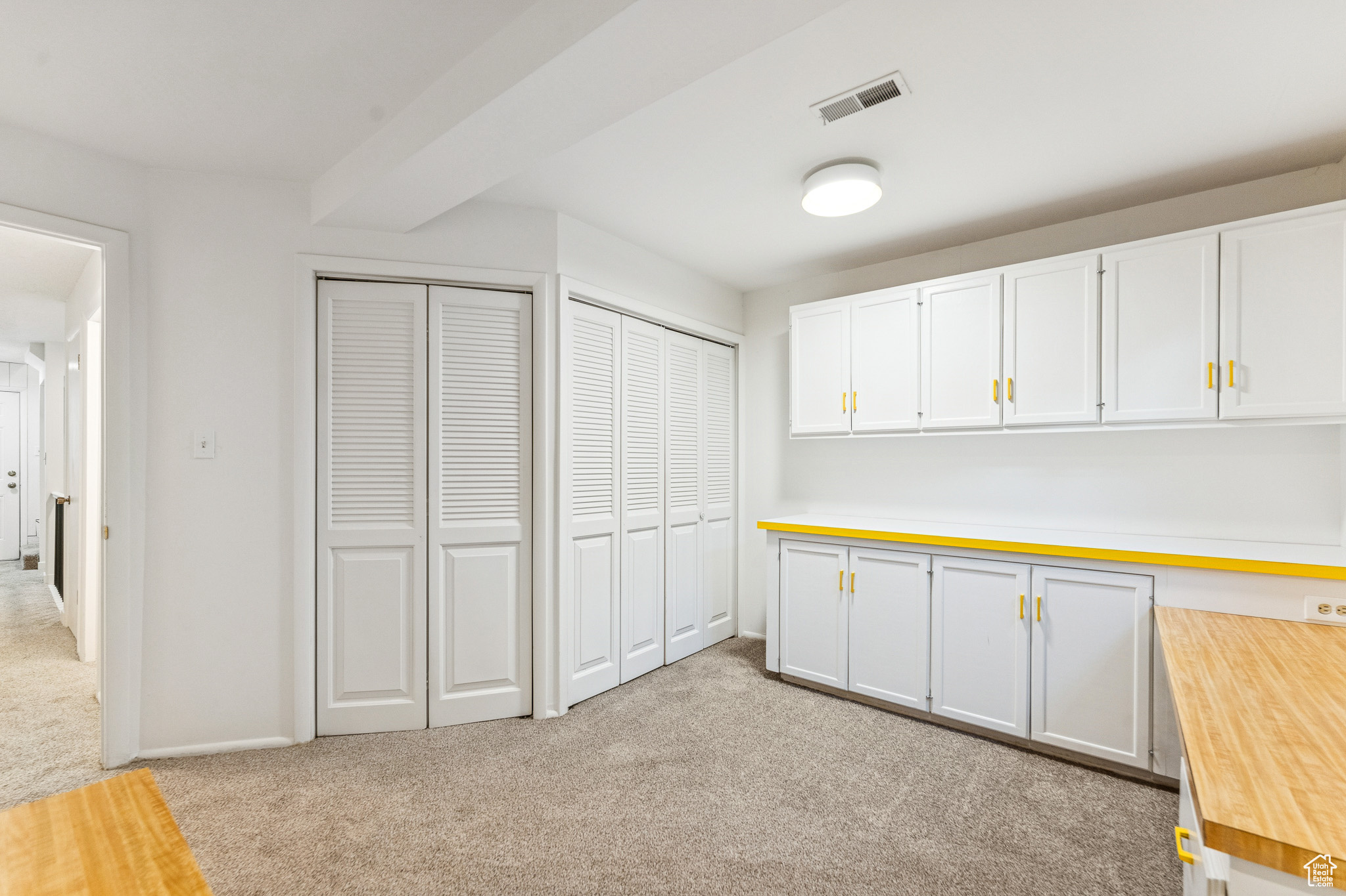 MOUNUMENT PARK - Residential