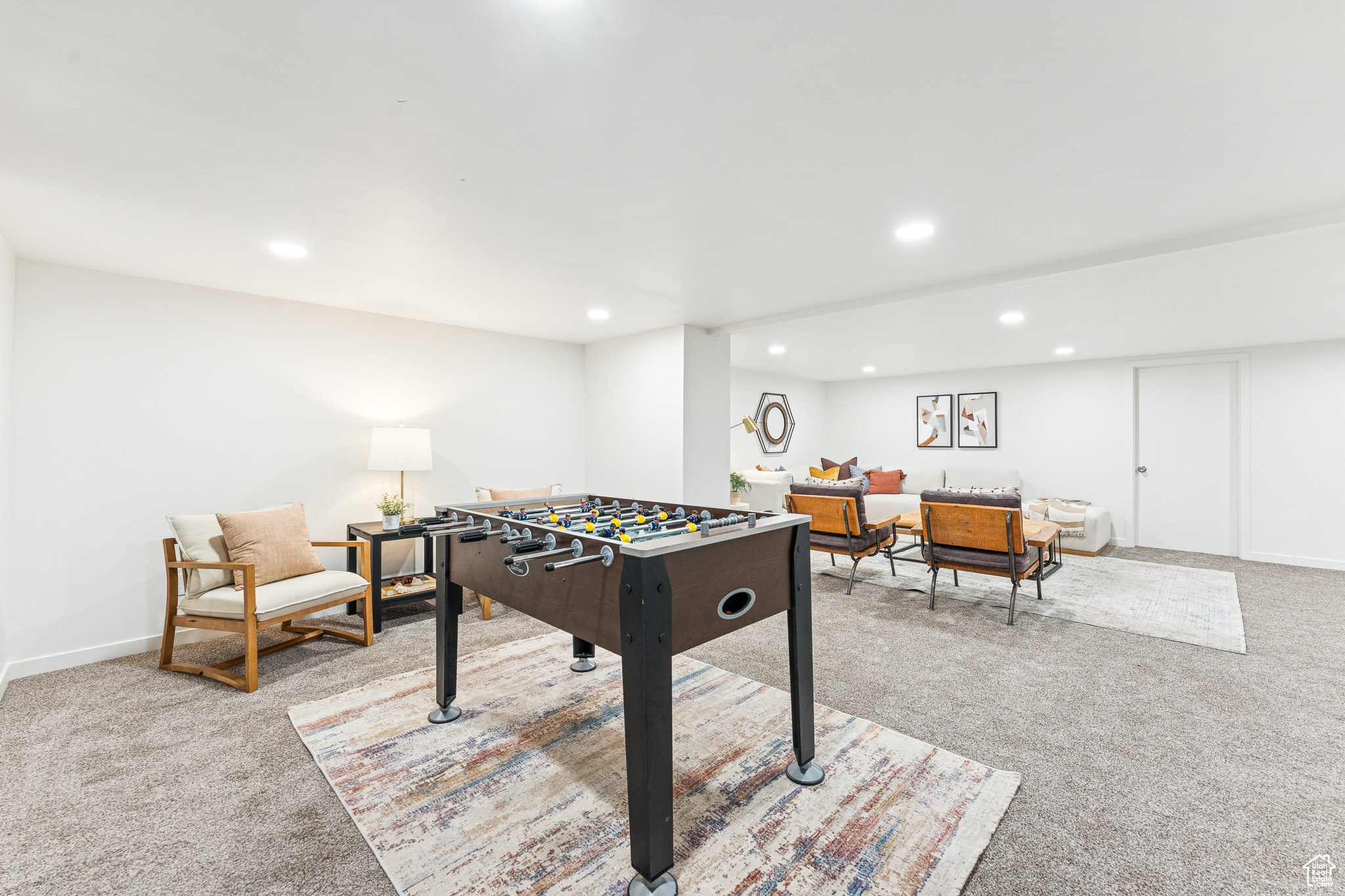 MOUNUMENT PARK - Residential