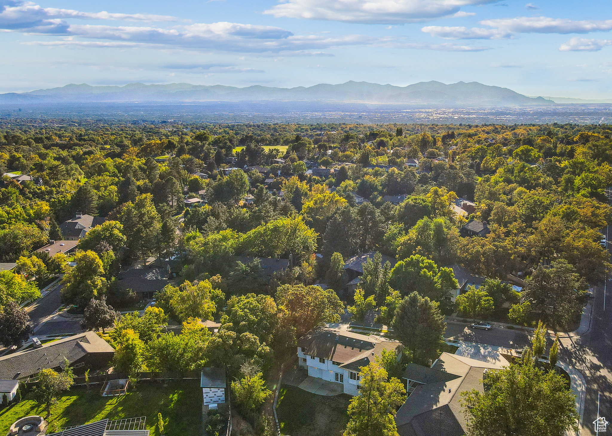 MOUNUMENT PARK - Residential