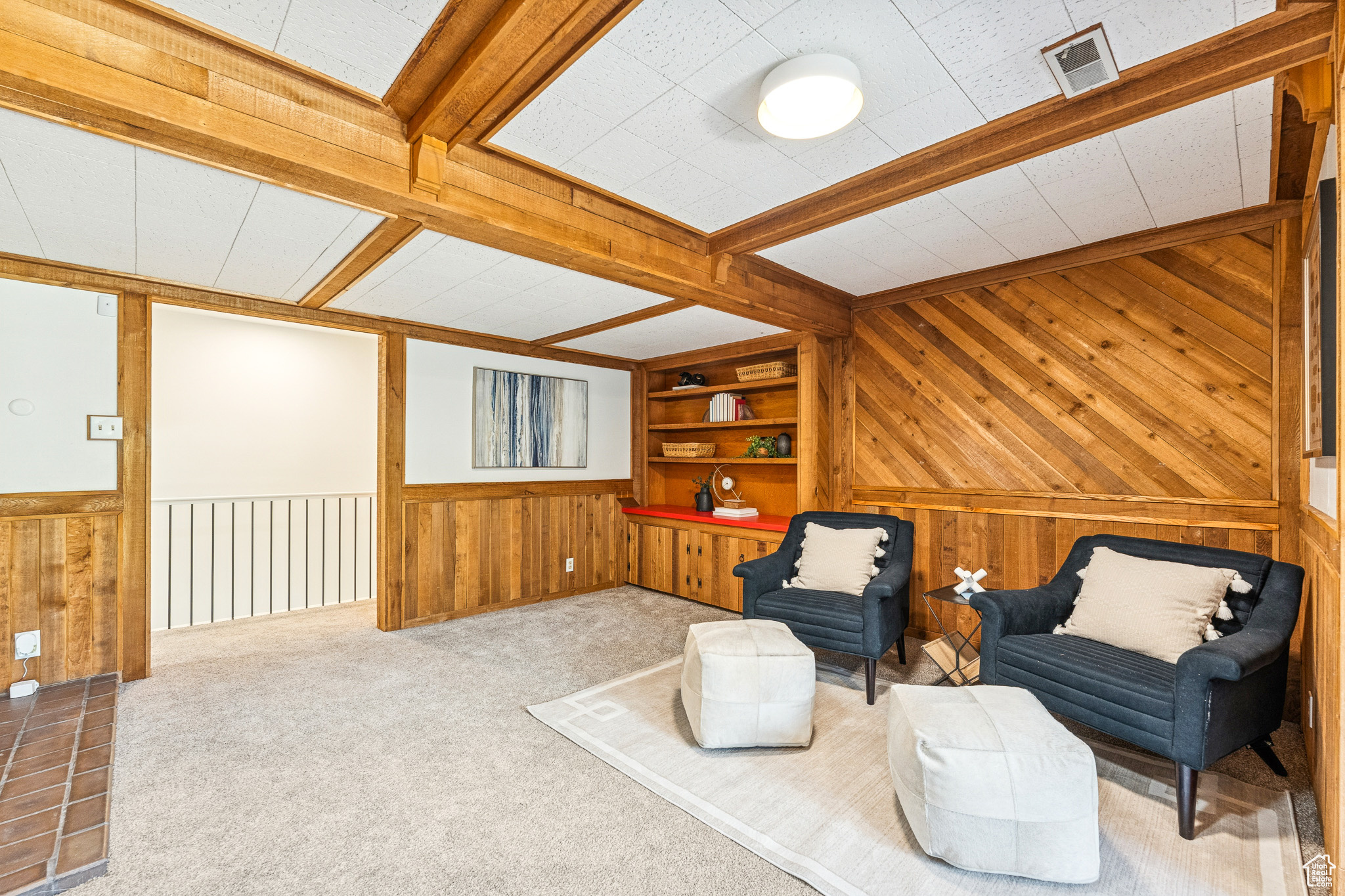 MOUNUMENT PARK - Residential