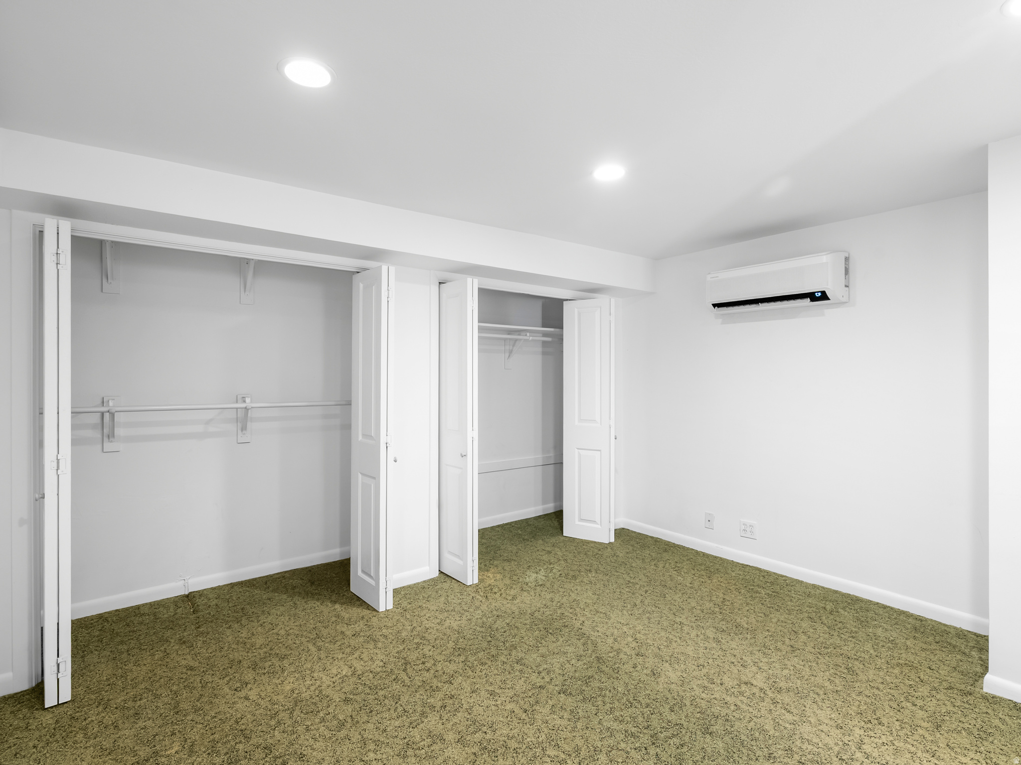 GILMER PARK - Residential