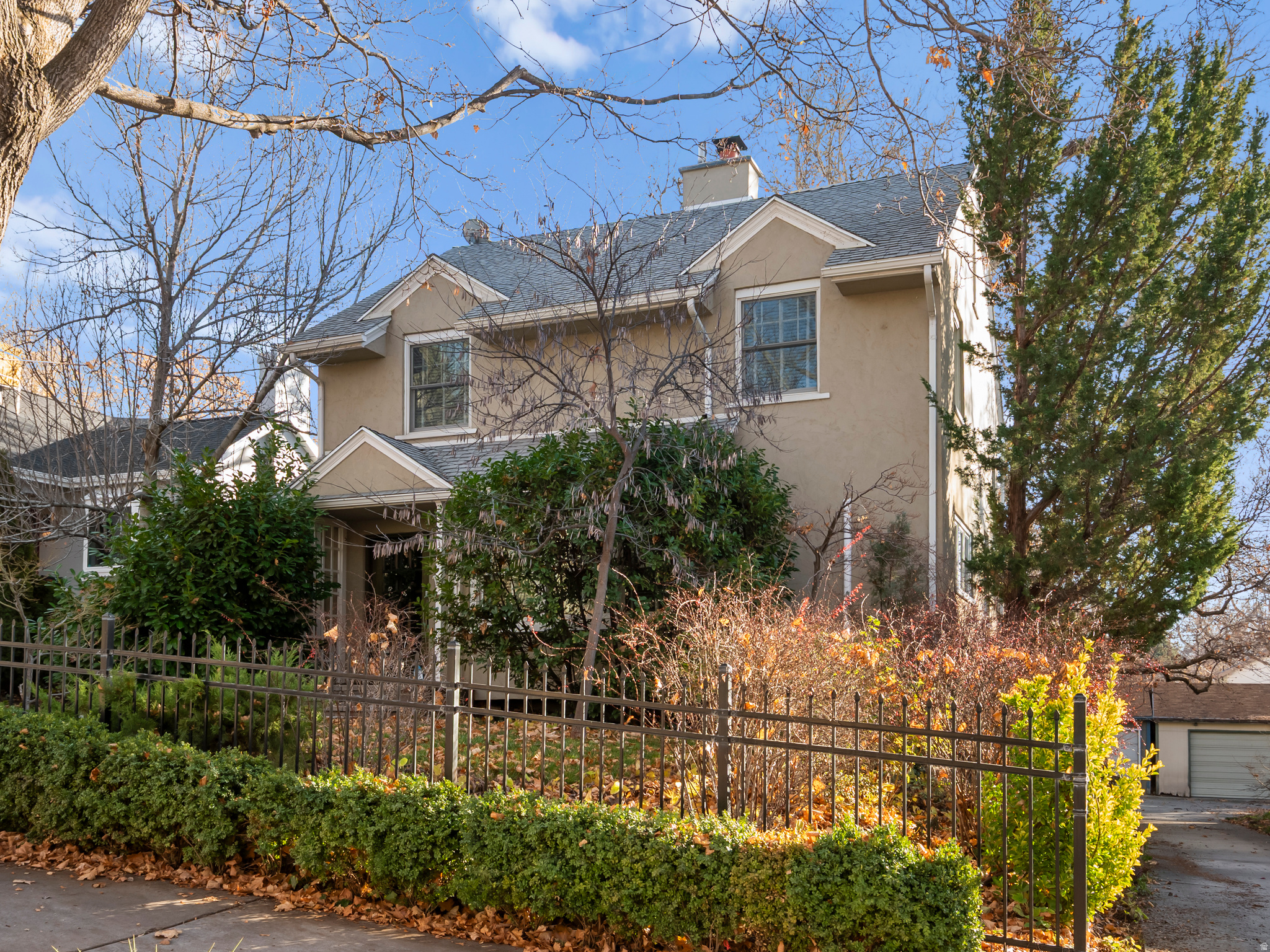 GILMER PARK - Residential