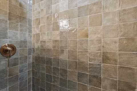 Tiny photo for 345 HOLLYWOOD AVE, Salt Lake City, UT 84115 (MLS # 2180191)