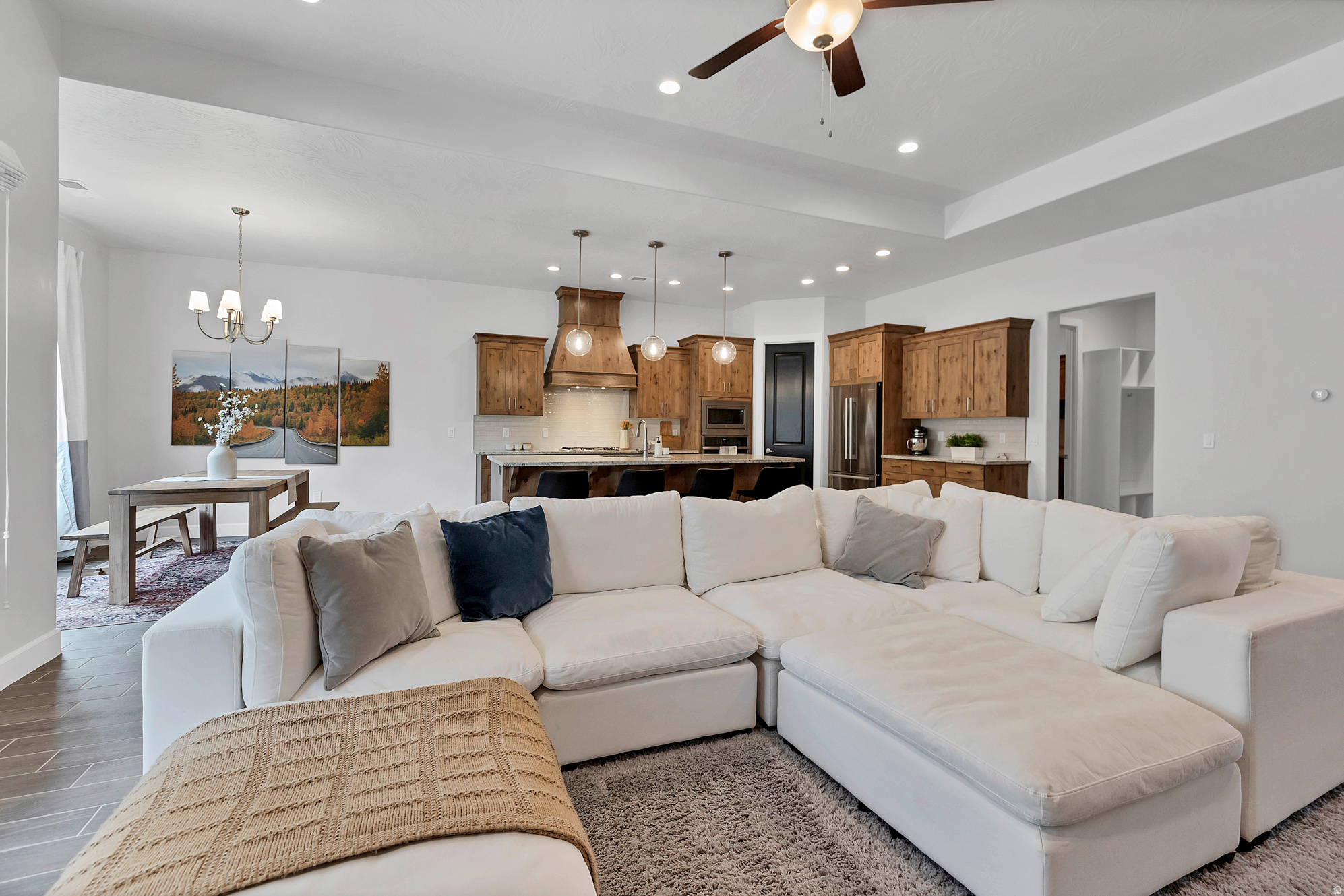 CASCATA AT DIVARIO PH 1 - Residential