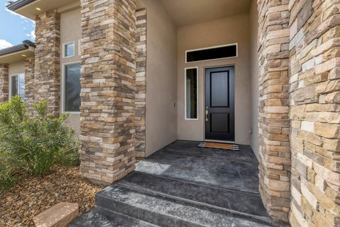 Tiny photo for 2985 W SESIA WAY, Saint George, UT 84770 (MLS # 2150548)
