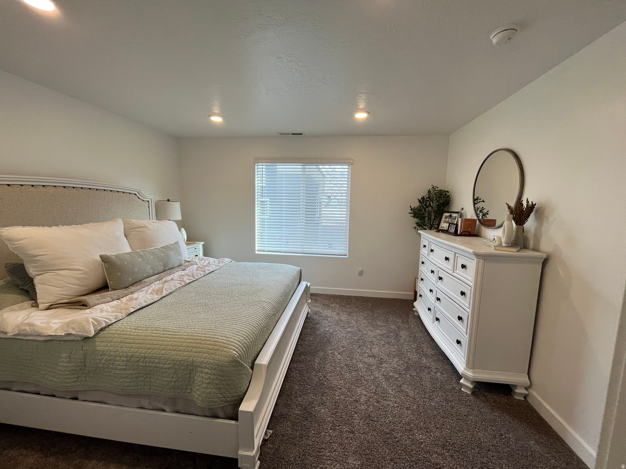 FOOTHILL VILLAGE - Residential