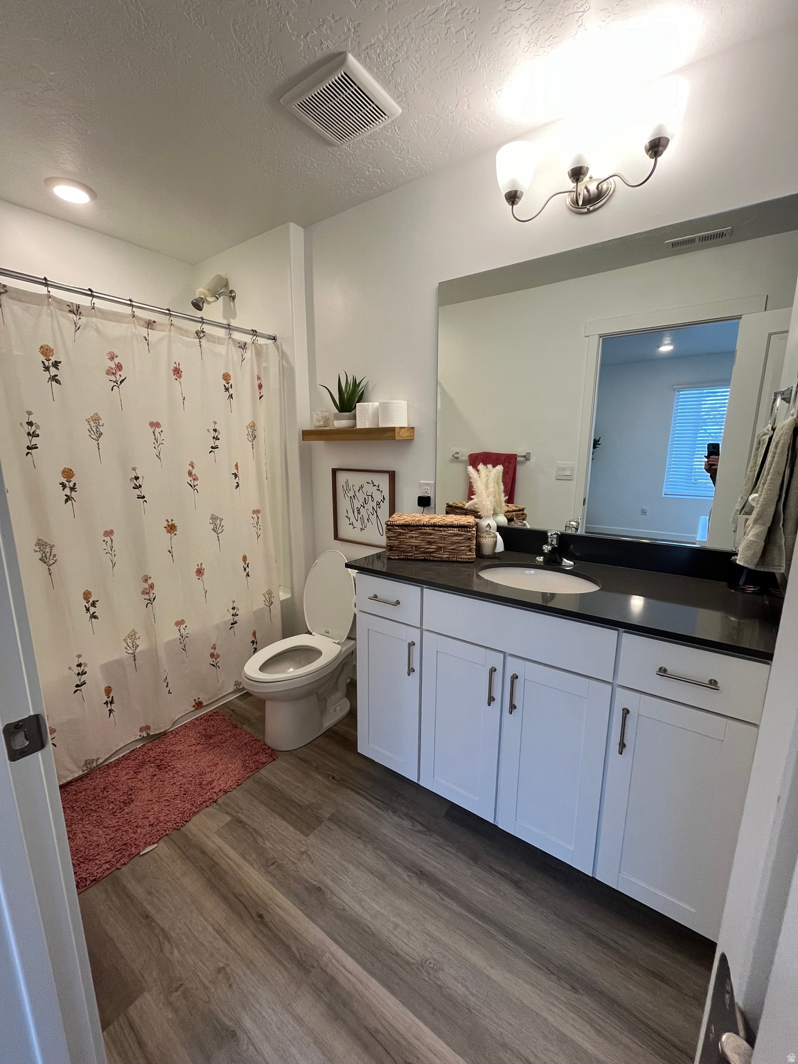 FOOTHILL VILLAGE - Residential