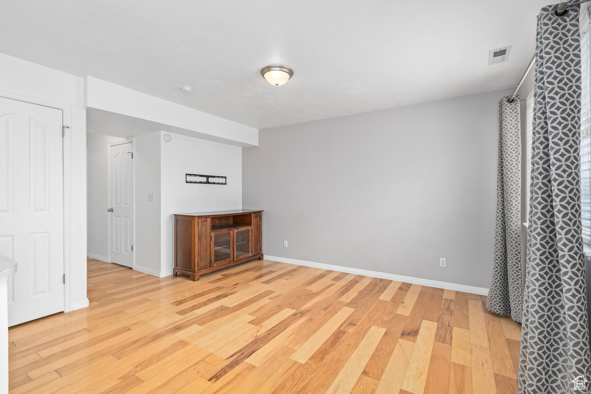 3082 S Vironcia Way, West Valley City, Utah image 14