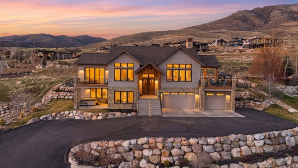5332 E 3850 N, EDEN, UT 84310 - Image eb2937395ecc60dfb2d237e7e32ad03c/61423717