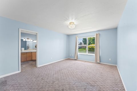 Tiny photo for 84 BELMORE DR, Kaysville, UT 84037 (MLS # 2155210)