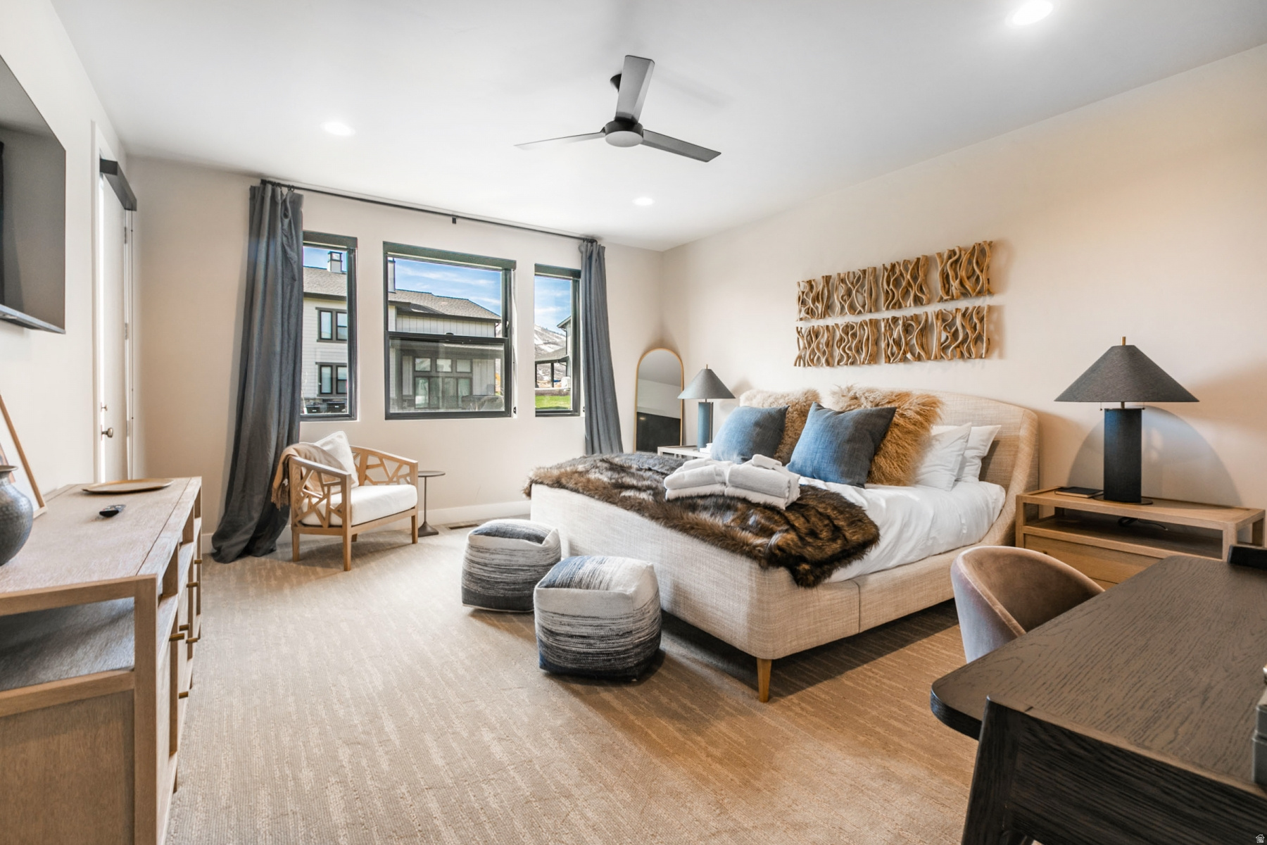 MAYFLOWER LAKESIDE - Residential Lease