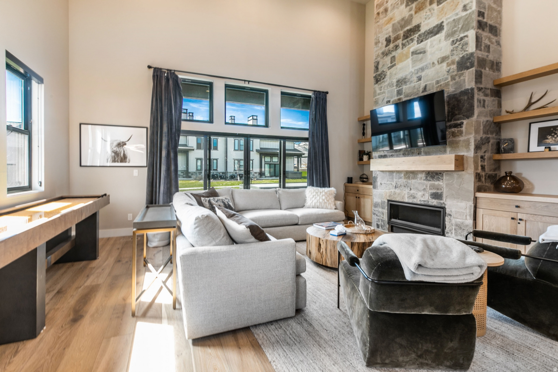 MAYFLOWER LAKESIDE - Residential Lease