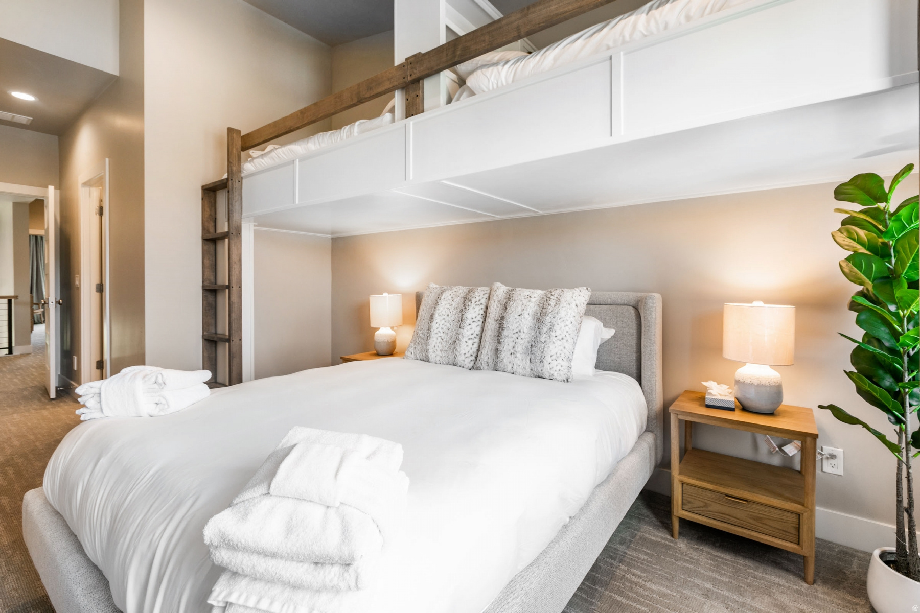 MAYFLOWER LAKESIDE - Residential Lease