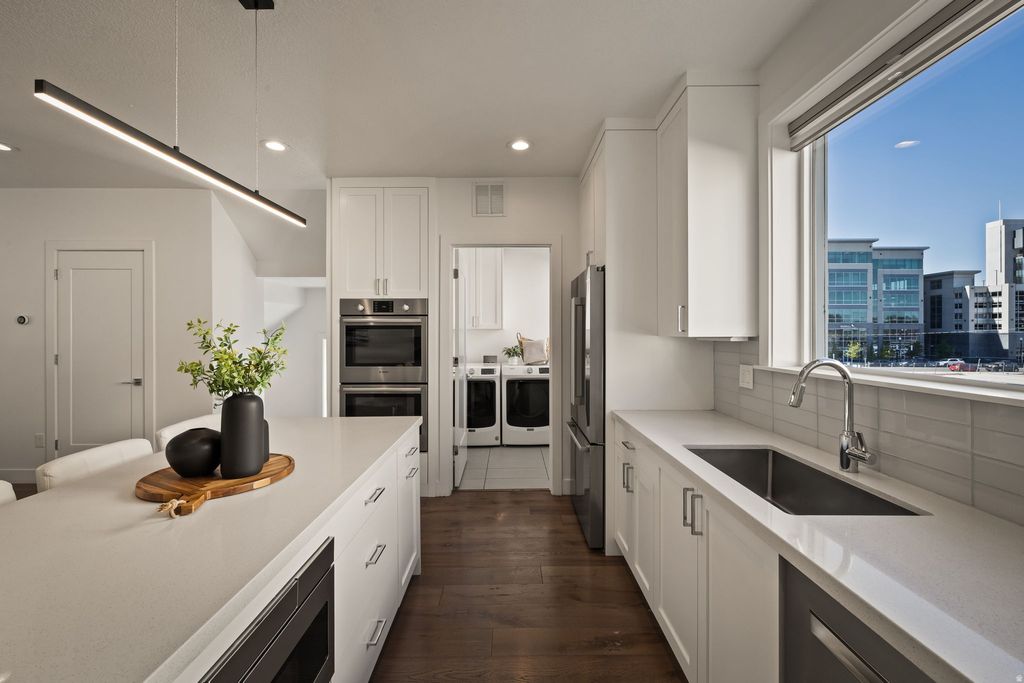 Photo of 250 N 100 W #118, Provo, UT 84601 (MLS # 2157405)