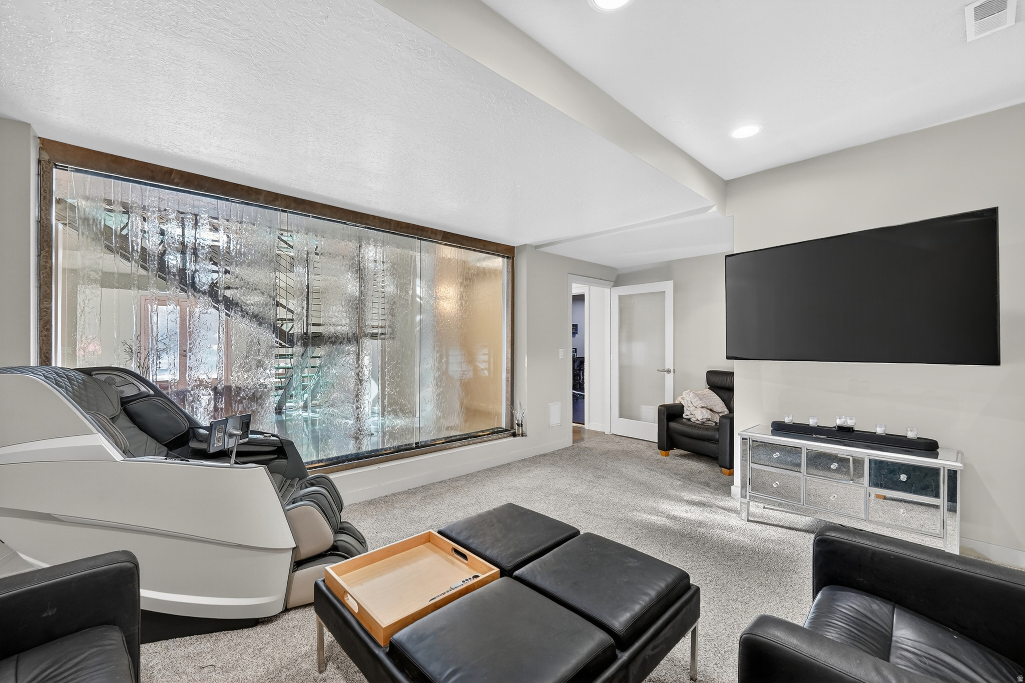 THE HAMPTONS - Residential