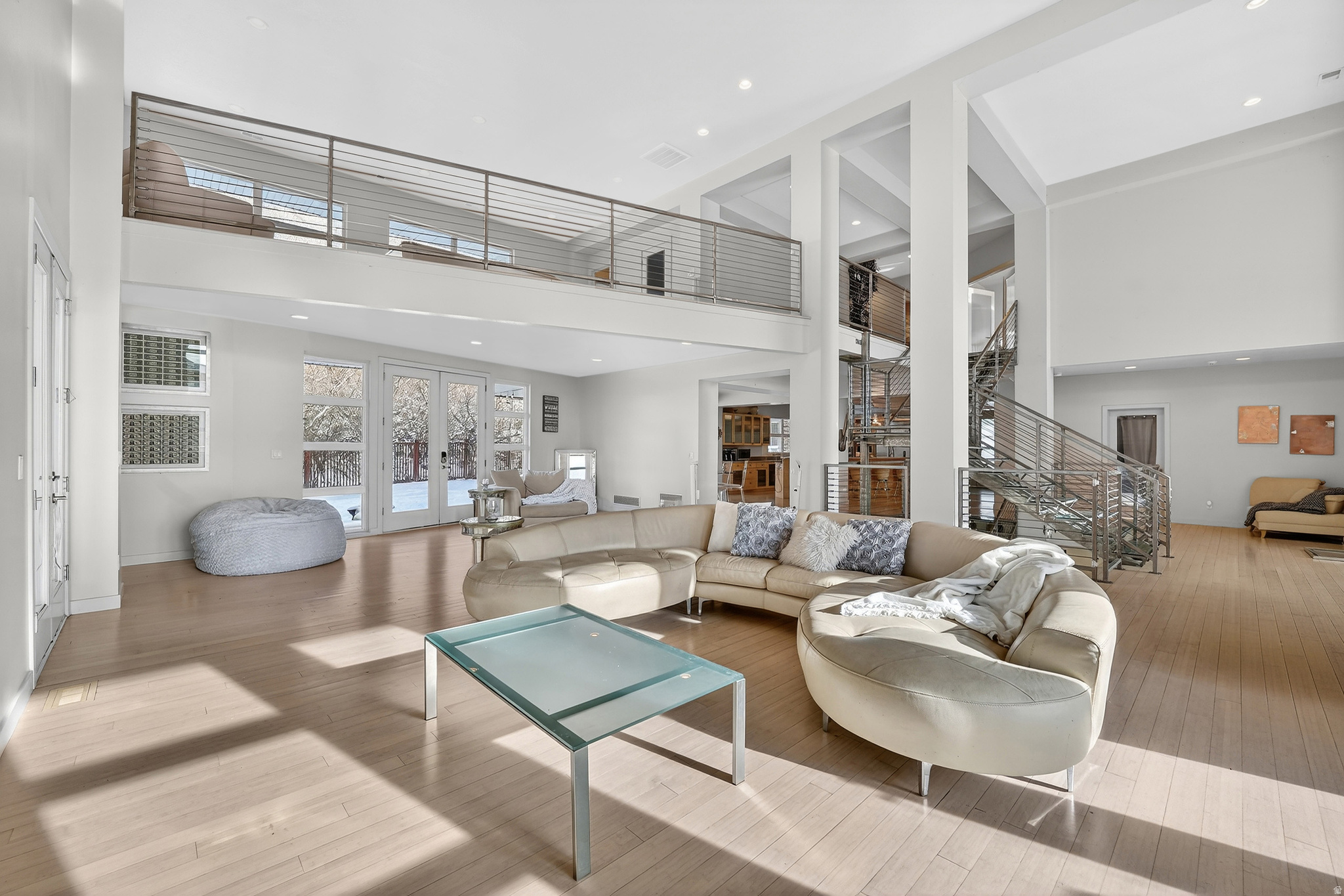 THE HAMPTONS - Residential