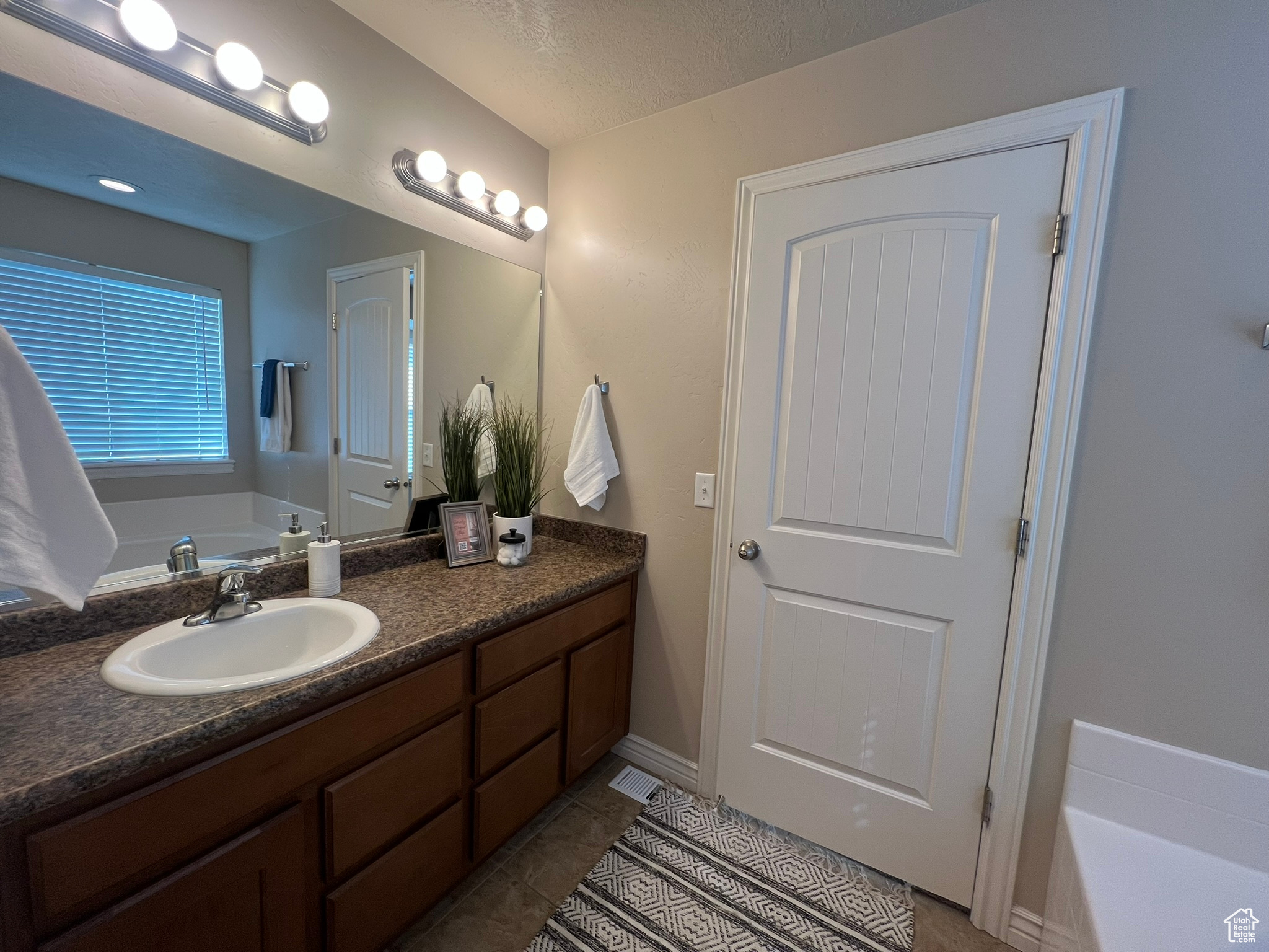 LOMA VISTA SUBDIVISION - Residential