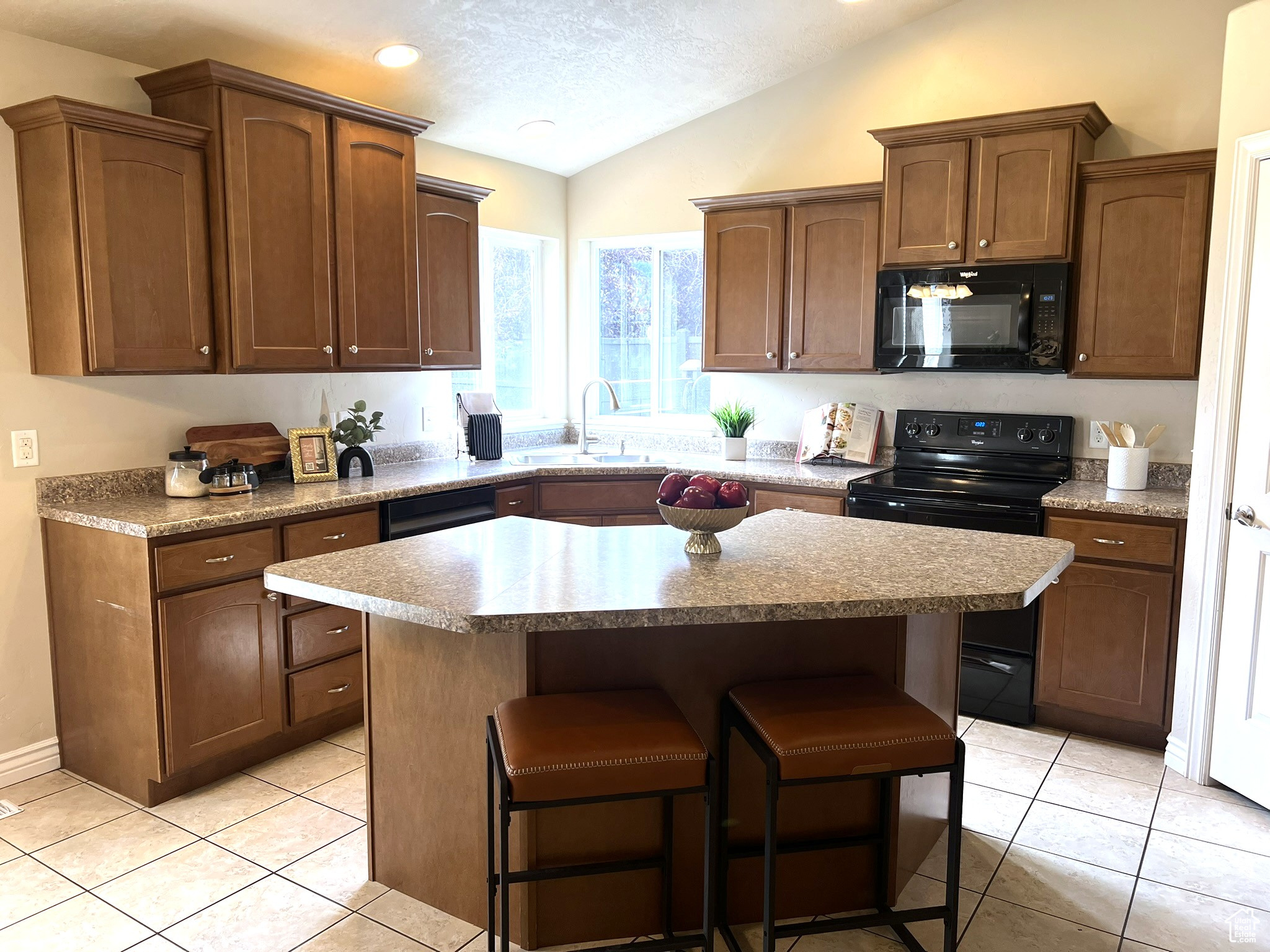 LOMA VISTA SUBDIVISION - Residential