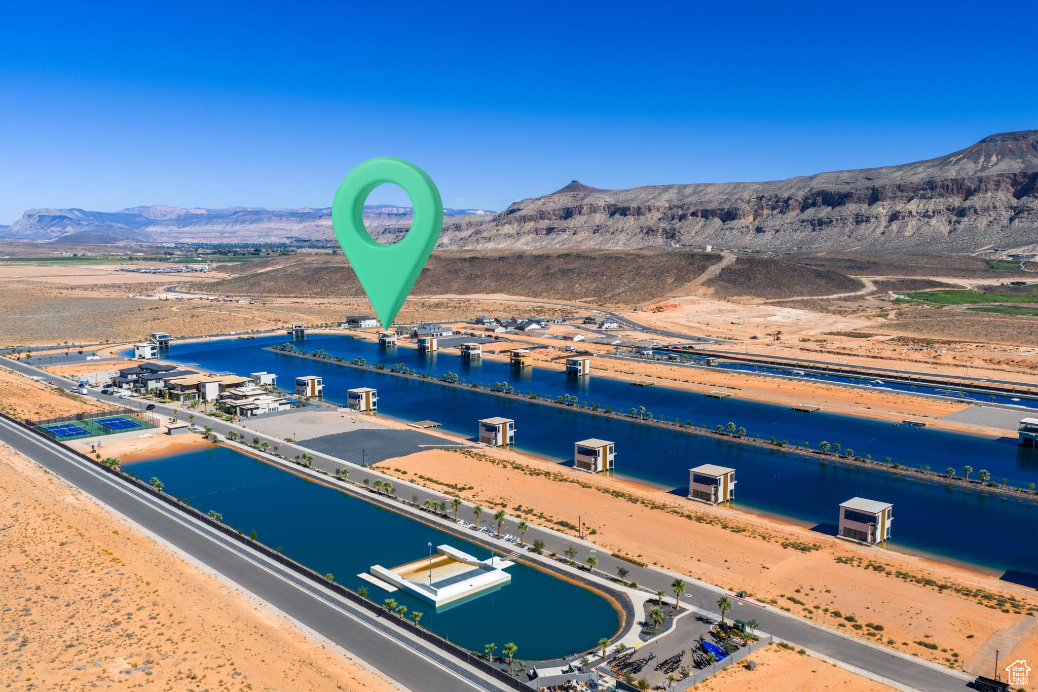 SOUTHERN SHORES - Land