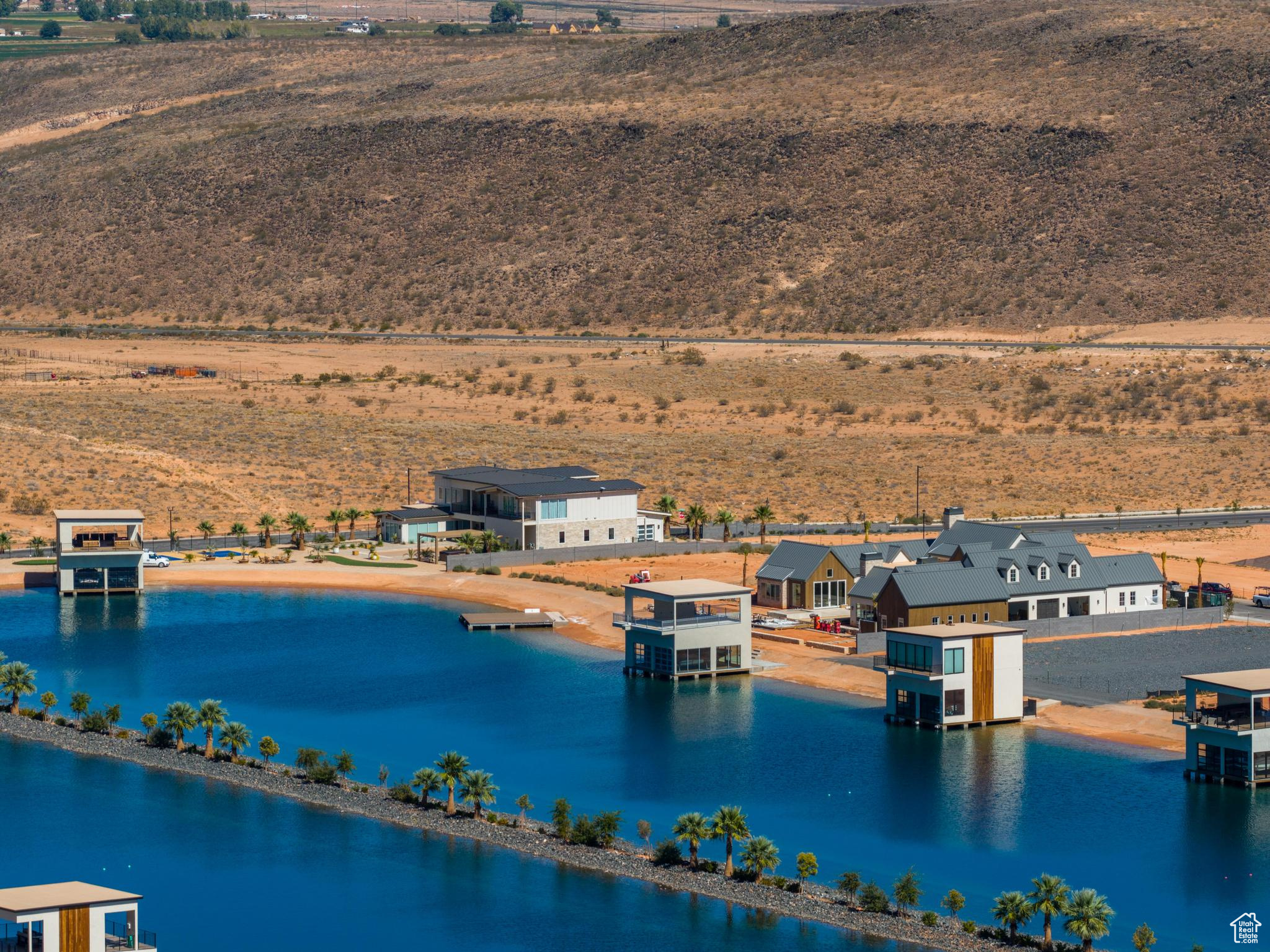 SOUTHERN SHORES - Land