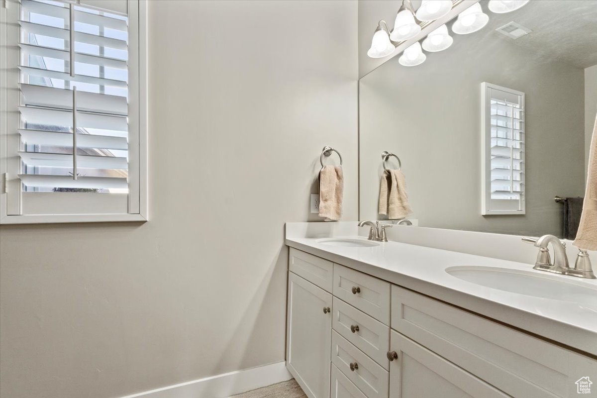 KENNECOTT - Residential