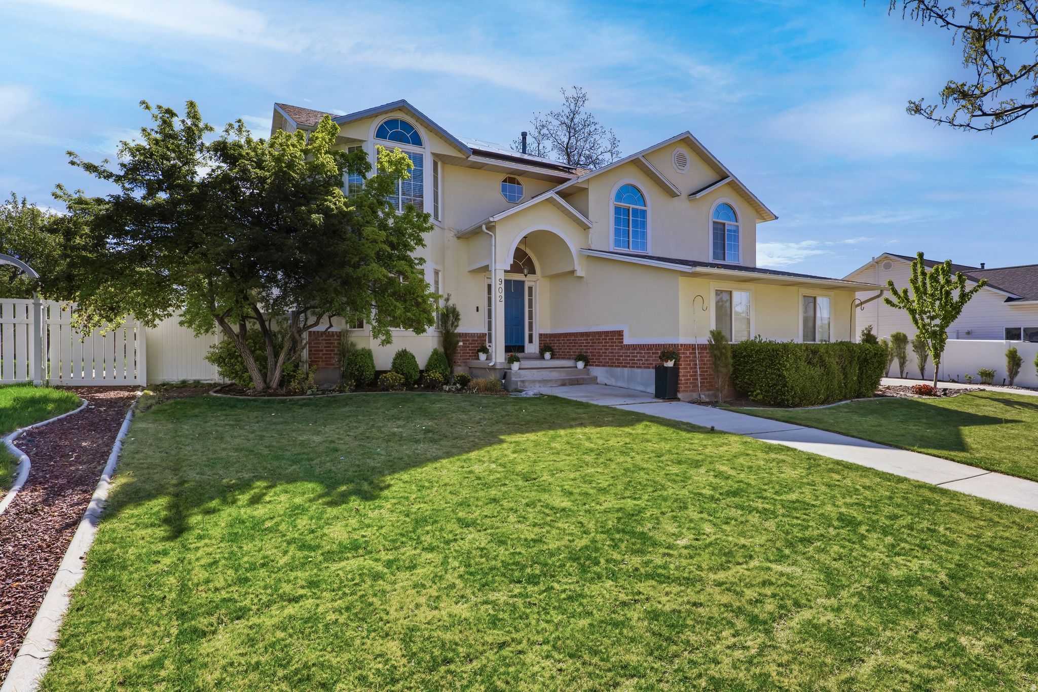 WEST MEADOWS - Residential