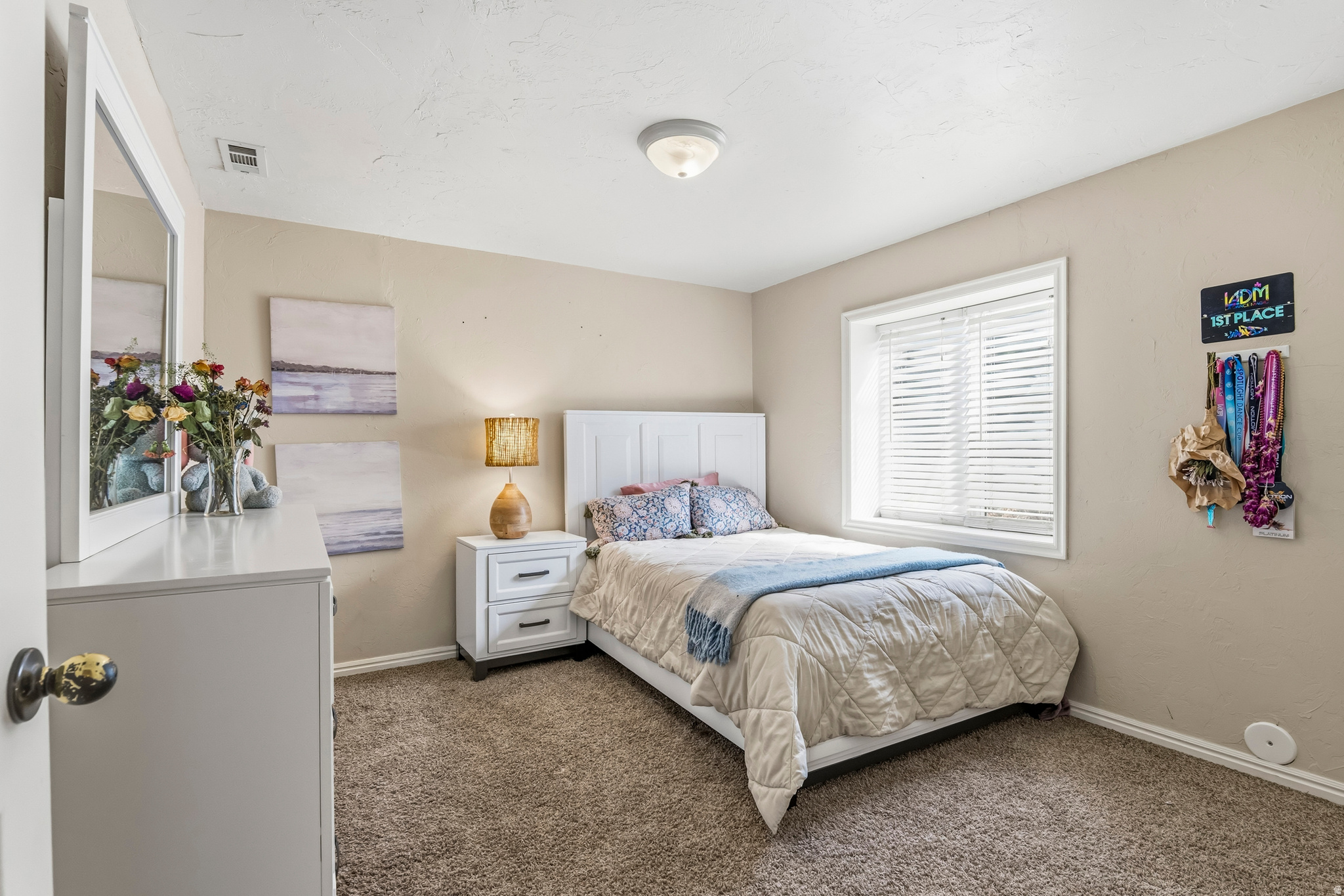 WEST MEADOWS - Residential