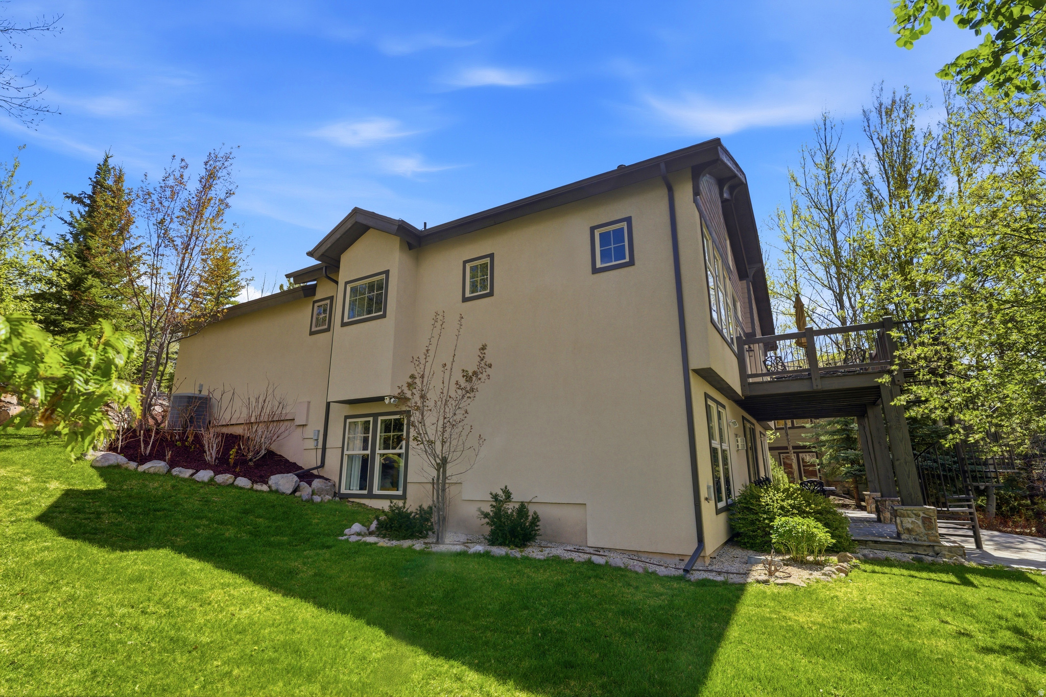 DEER MOUNTAIN - Residential
