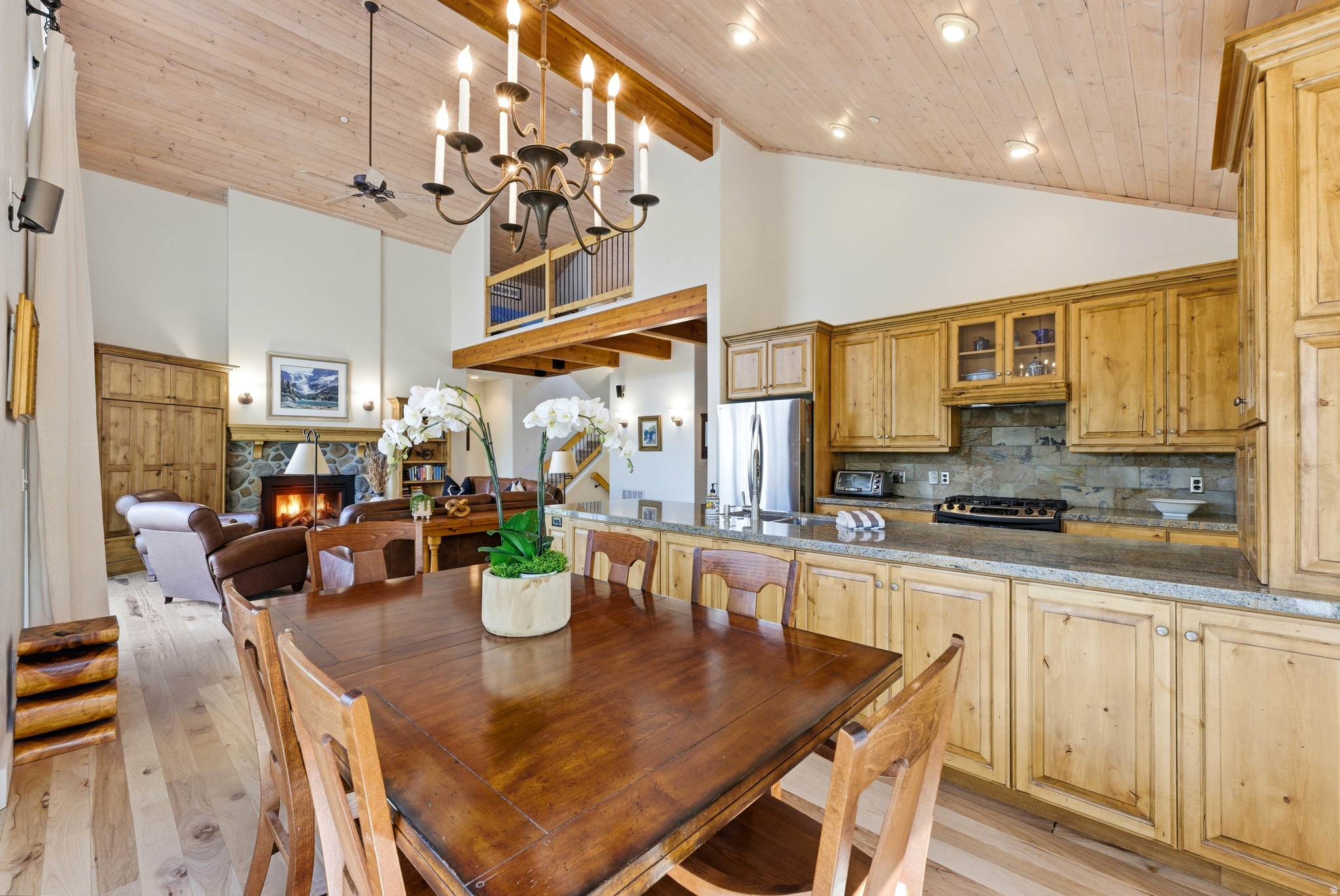 DEER MOUNTAIN - Residential